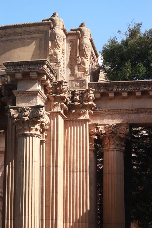 Free Detailed view of the Palace of Fine Arts in San Francisco showcasing its architectural beauty. Stock Photo
