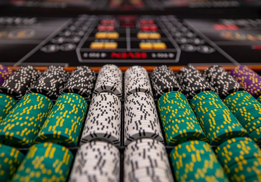 Online Casino: Spielautomaten und Live-Spiele im Überblick