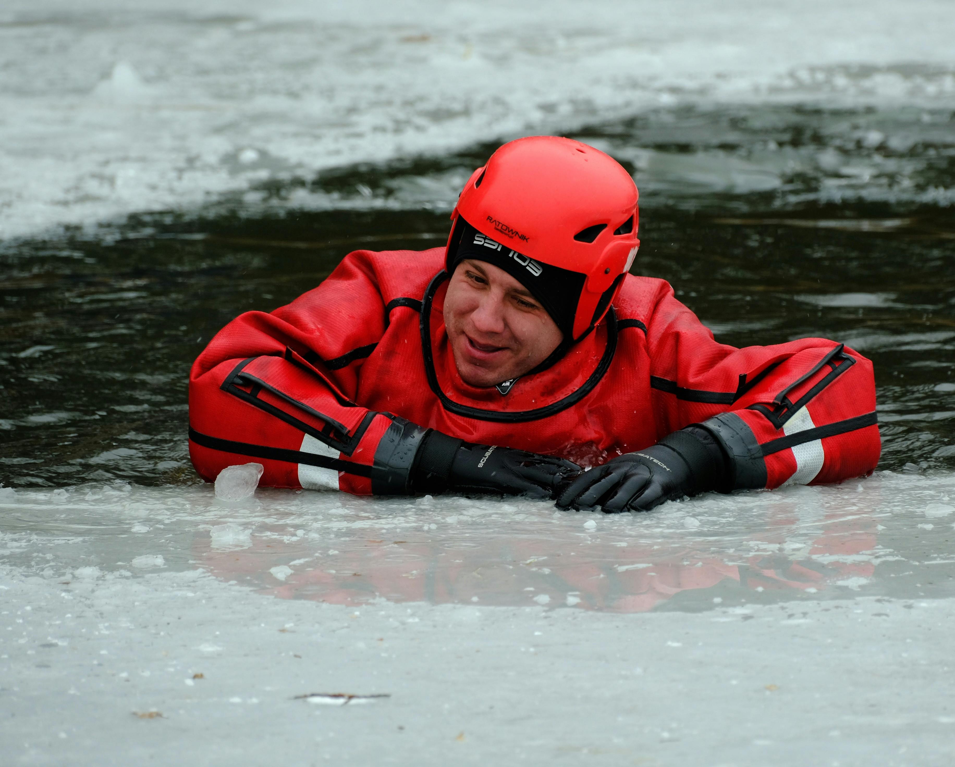 CONTRIBUTED: SAR tips for outdoor recreation in Whatcom County - 1170 KPUG-AM | — Photo by Roman Biernacki on Pexels