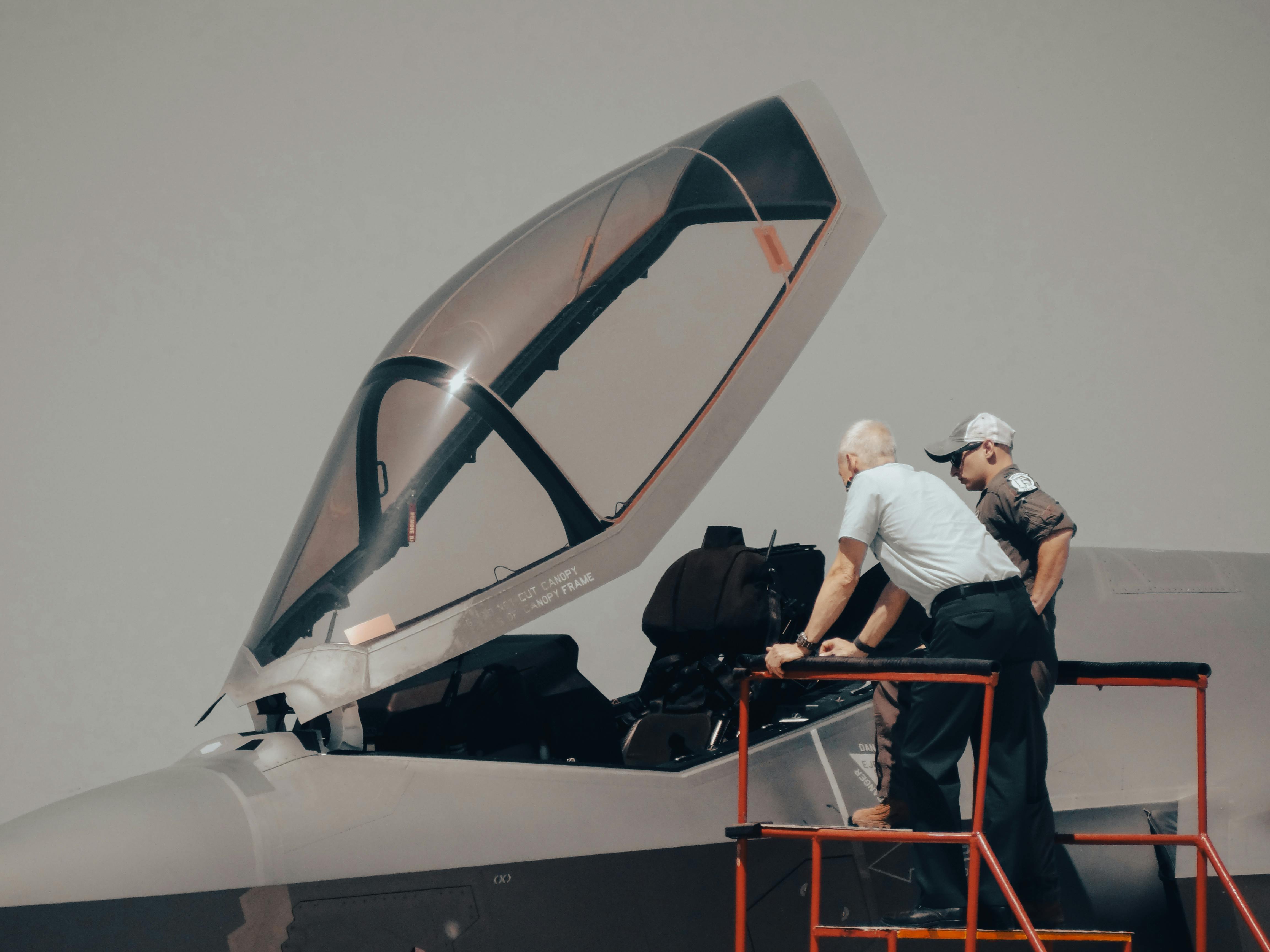 為什麼國防科技新星Swarmer的IPO後股價暴漲卻有三大隱憂？