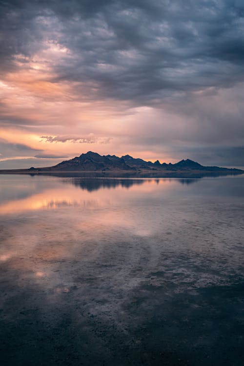 Základová fotografie zdarma na téma dramatická obloha, hora, jezero