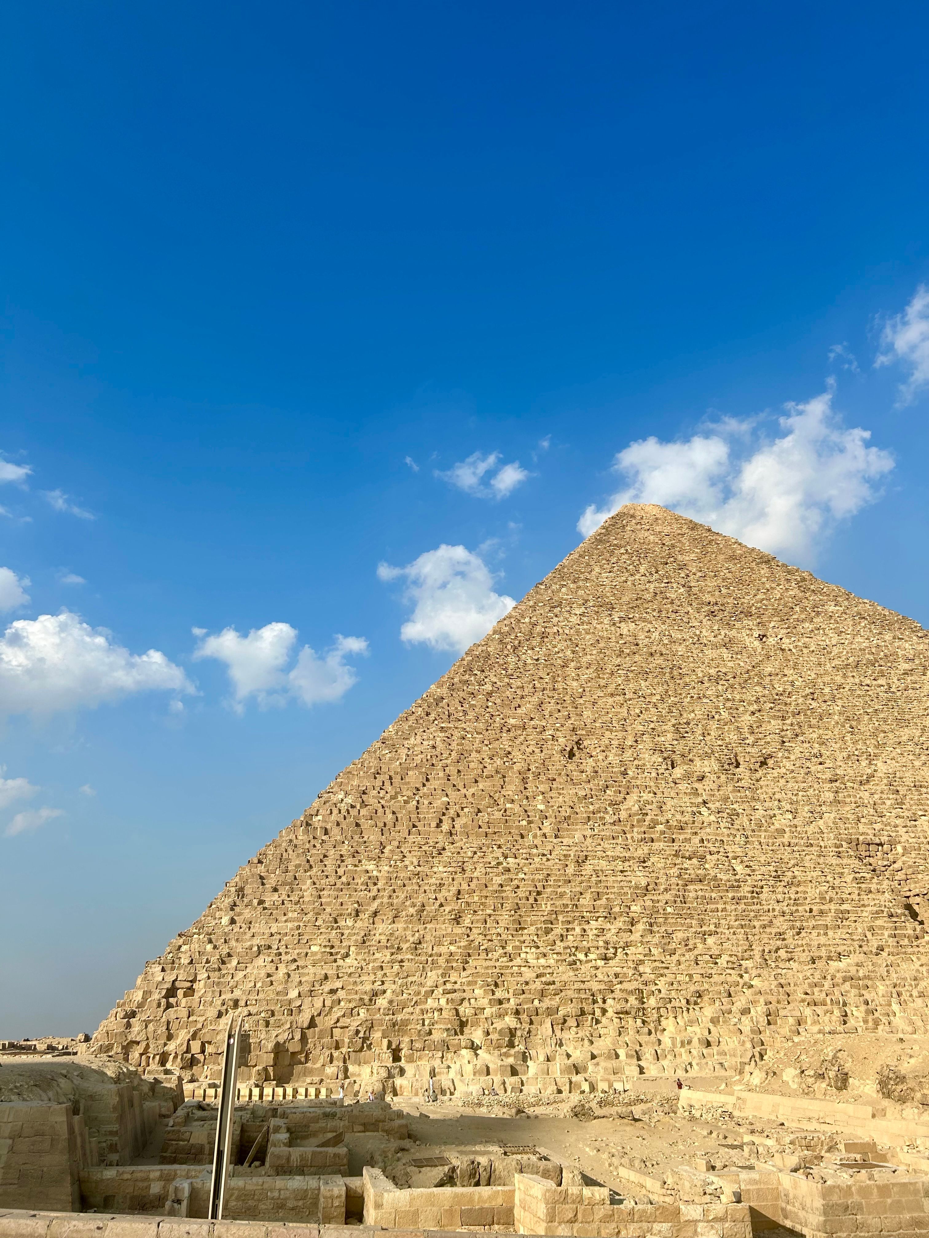 Pyramid of Khafre, Pyramids of Giza, Egypt · Free Stock Photo