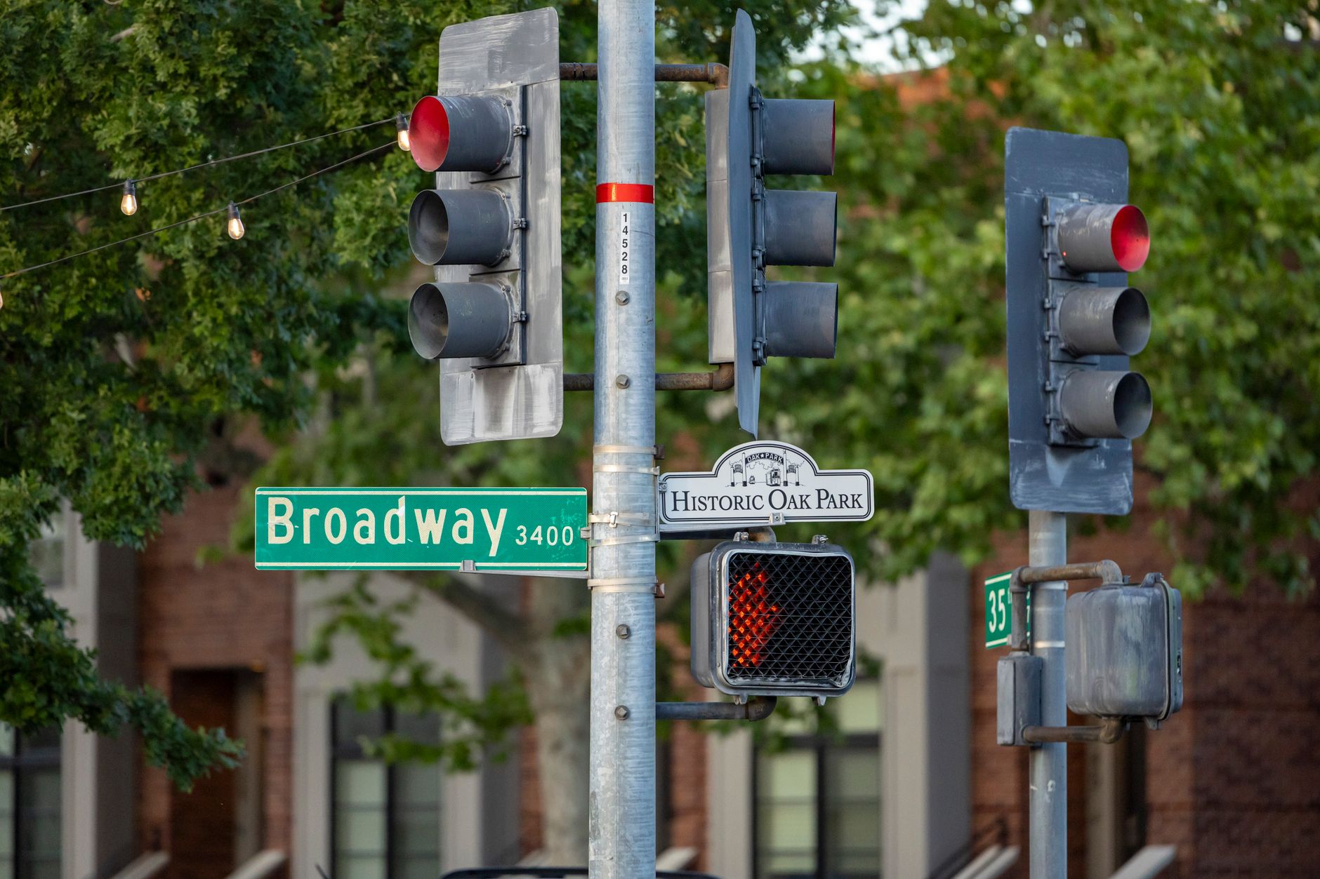 Oak Knoll District — Street, Oak Knoll District