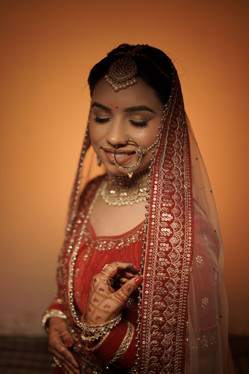Stunning Indian Bride in Traditional Attire · Free Stock Photo