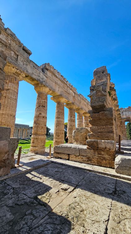 Ancient Greek Ruins of Paestum in Italy · Free Stock Photo