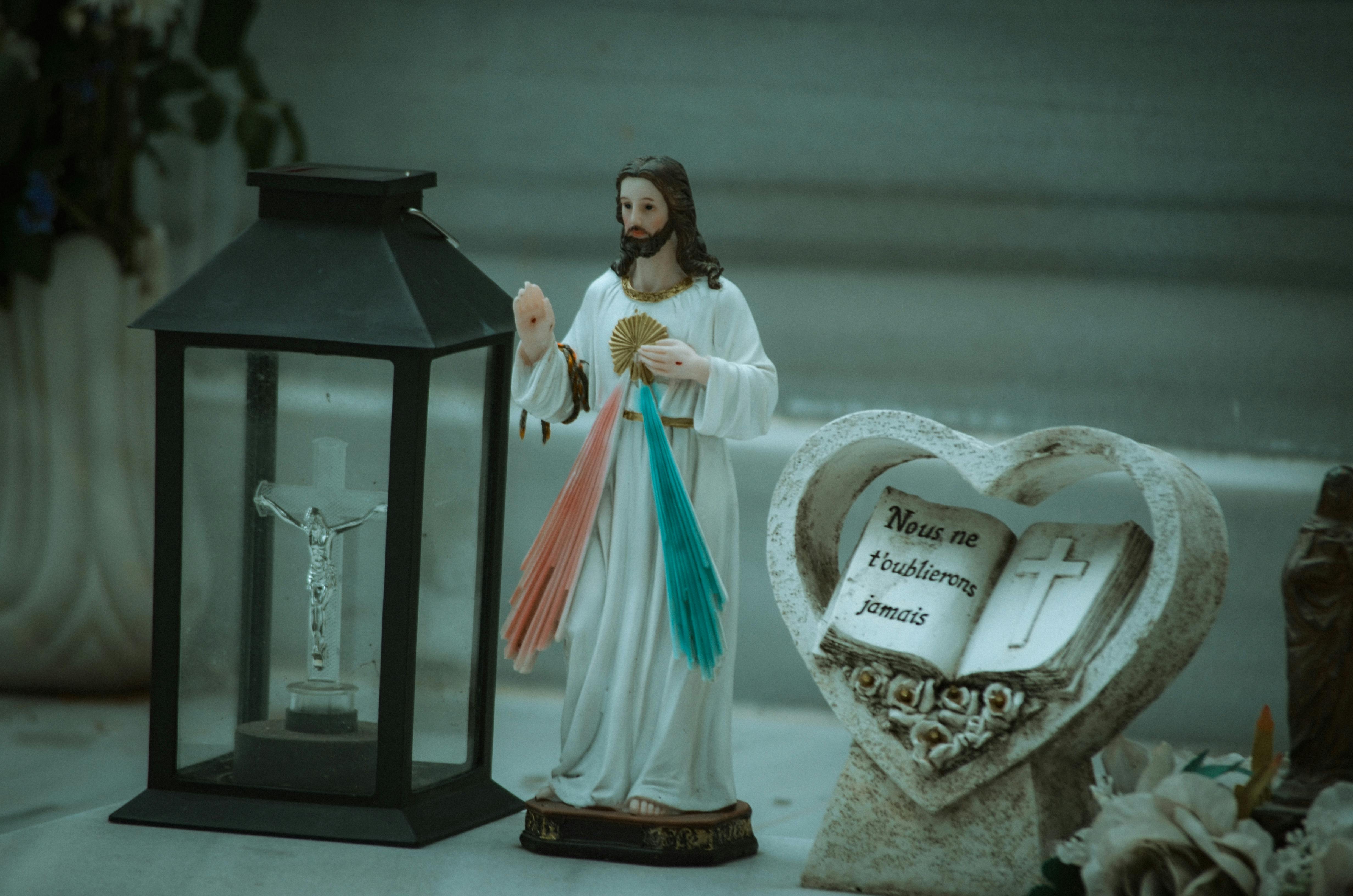 你該知道的菲律賓聖週意義：小馬可仕呼籲謙卑與慈悲生活