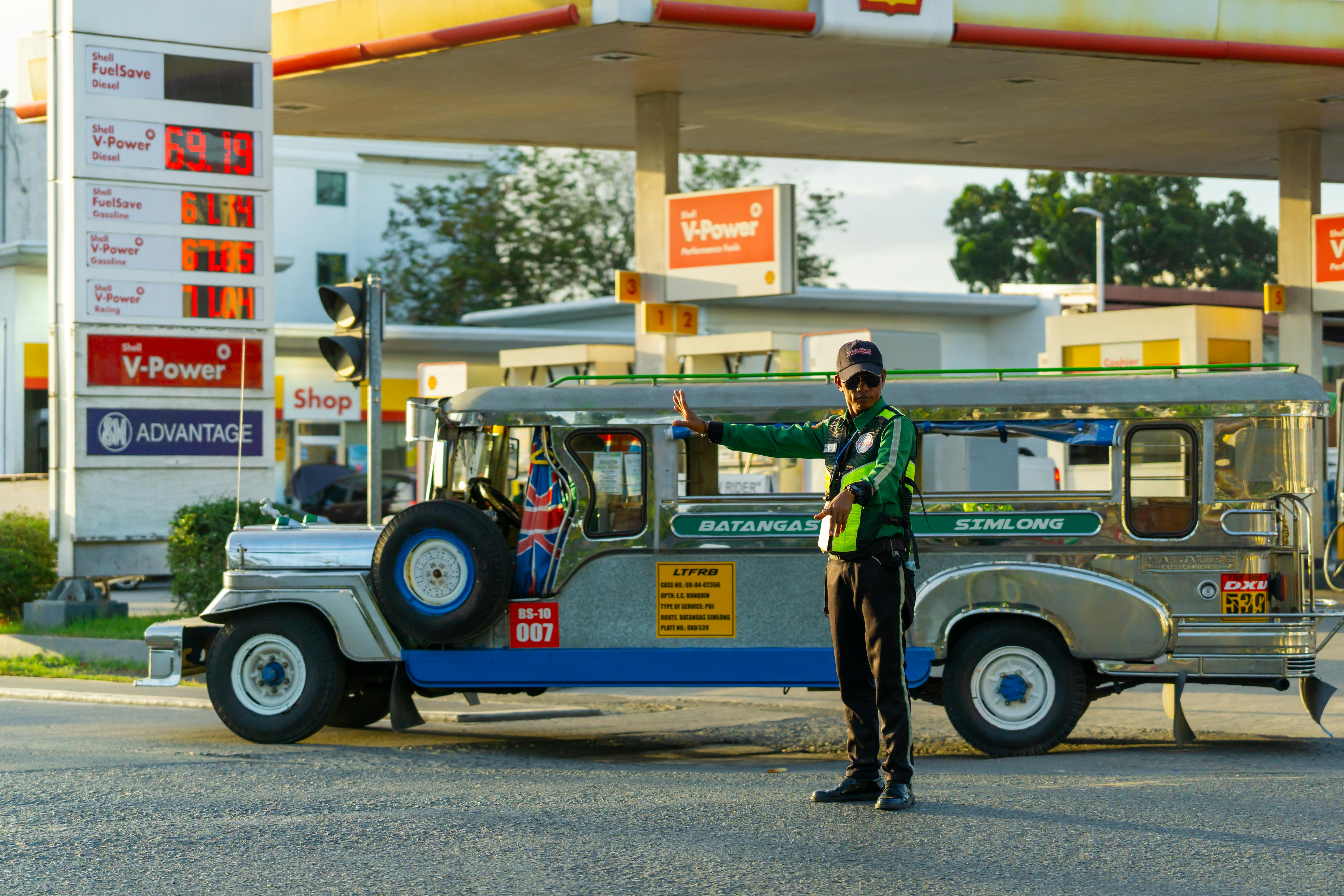 財經：國際油價顯著上漲，市場反應熱烈