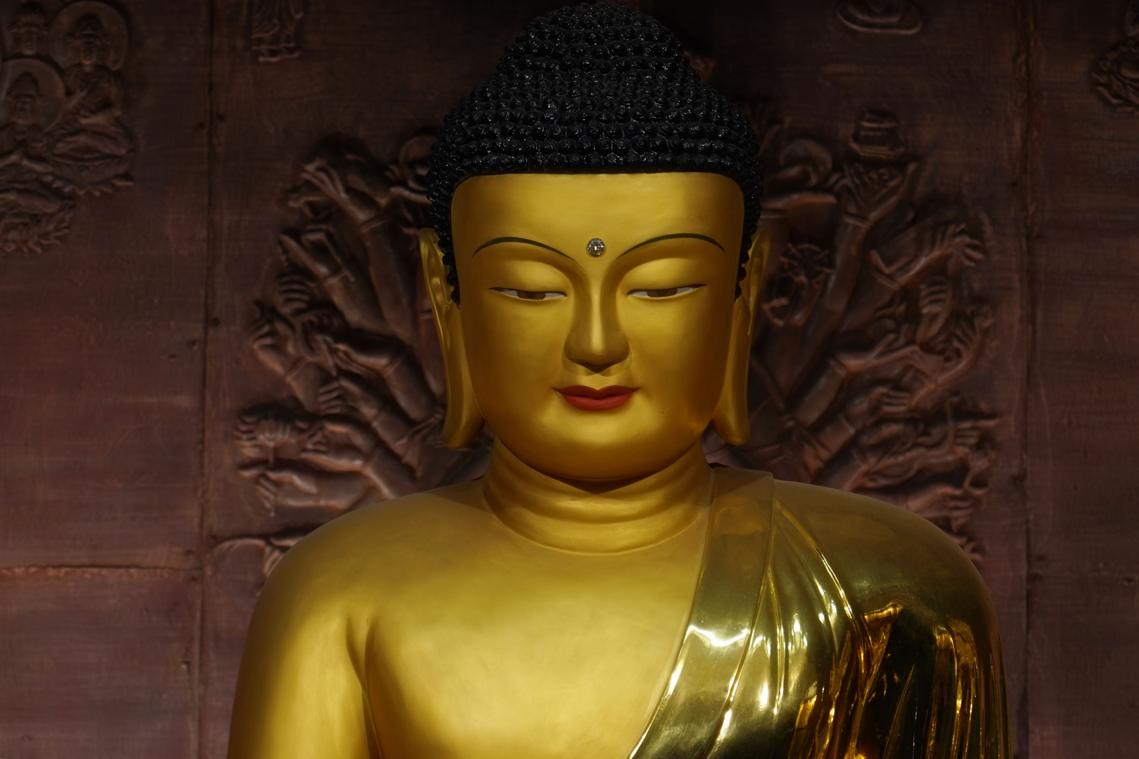 Menjelajahi Sansa: Pesona Biara Buddha di Gunung Korea Selatan