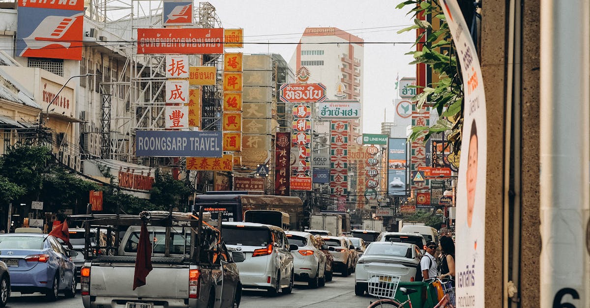 ร้านทองเยาวราชจับตาสถานการณ์อิหร่าน คาดราคาทองผันผวนหลังเปิดตลาด