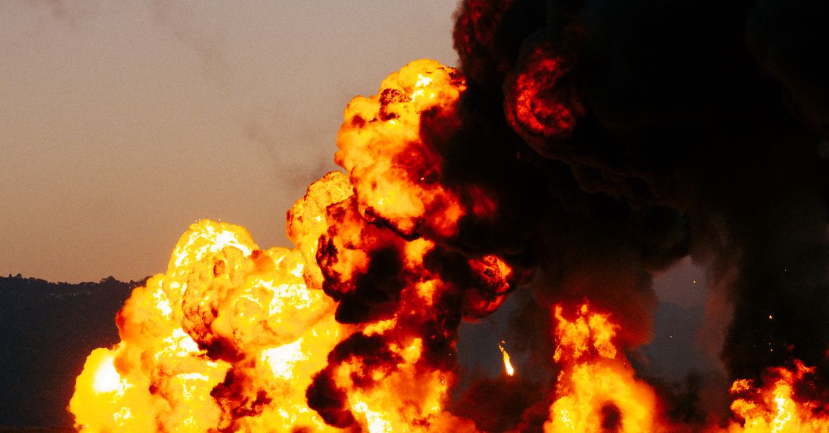 Exploding Pic Dramatic Fire Explosion at Twilight · Free Stock Photo