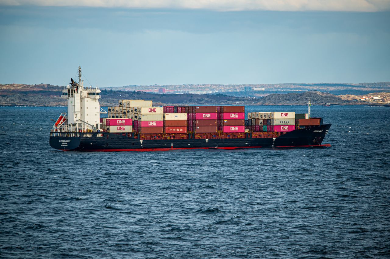 Expert suggests potential for new coalition around Trans-Arctic transport corridor