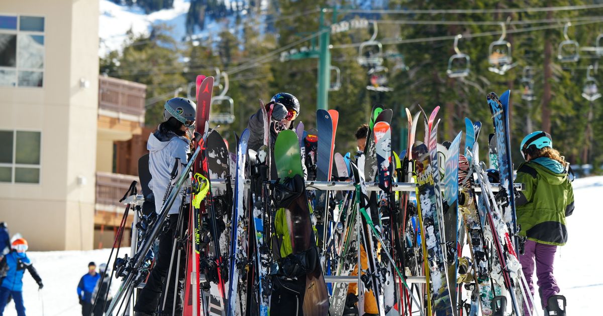 How to Size Ski Boots - Complete Fitting Guide
