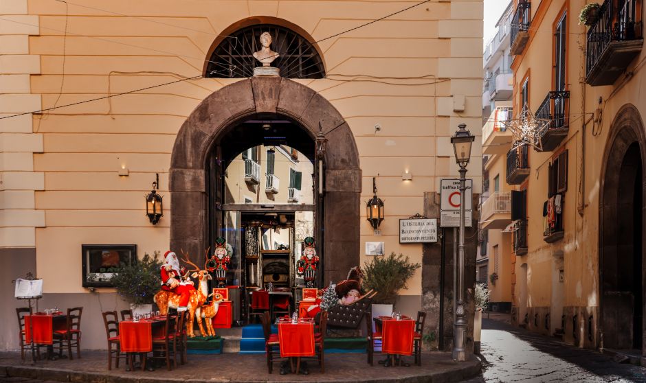 Christmas & Holiday Marketing Design Guide for Restaurants