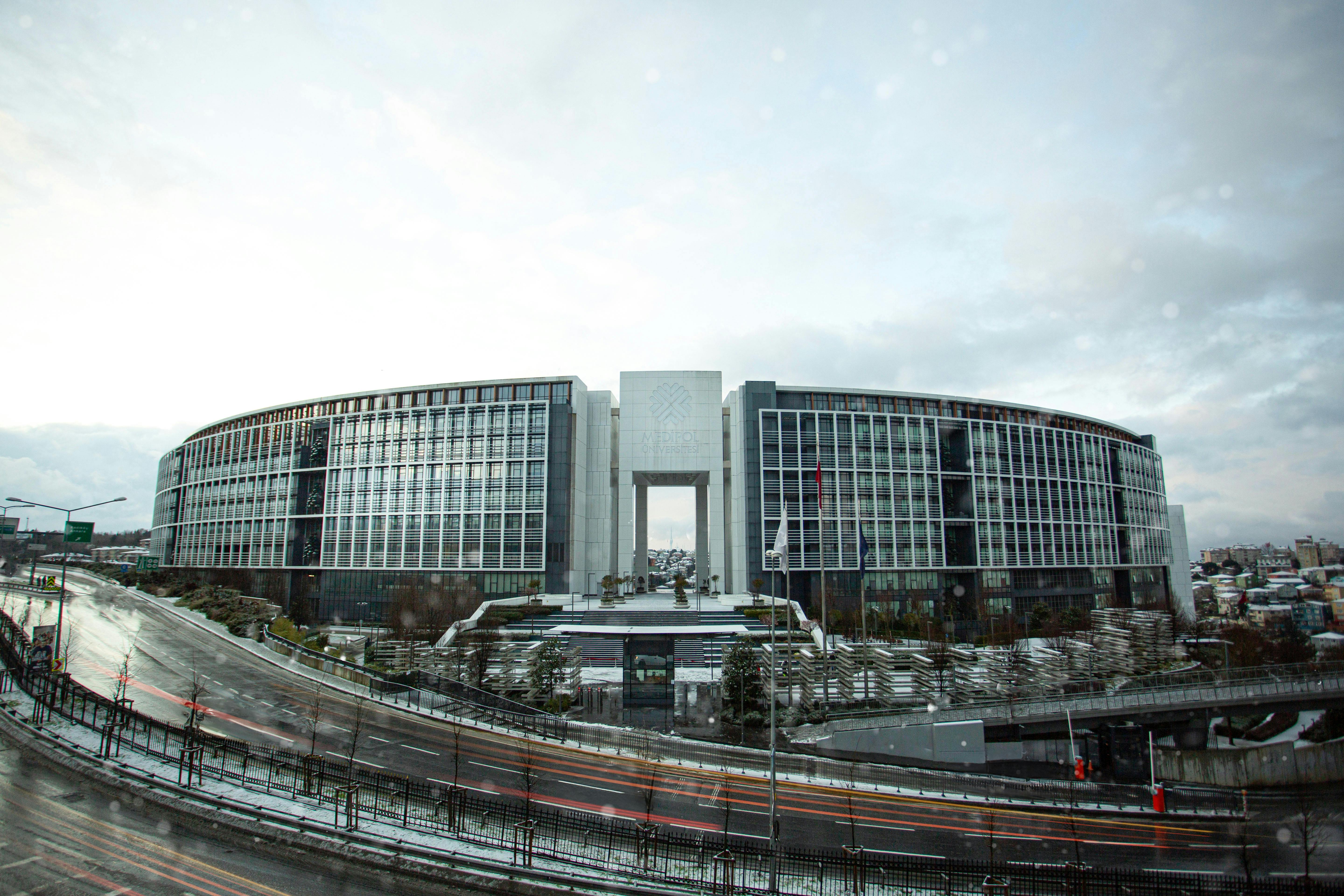 Corporate Governance: The “G” in ESG — Photo by Yusuf Çelik on Pexels