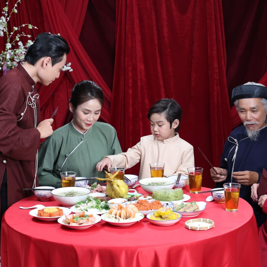 Tết Sum Vầy Nhà Mình góc 1