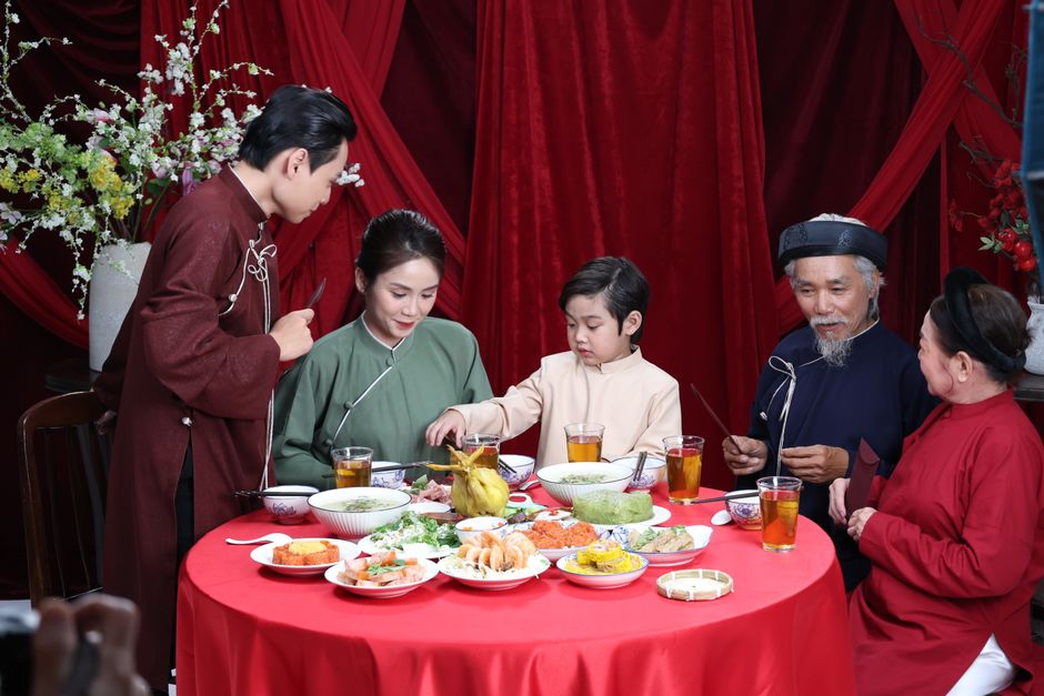 Vietnami chả giò: az autentikus sült tavaszi tekercs titkai – vietnamese family making spring rolls together