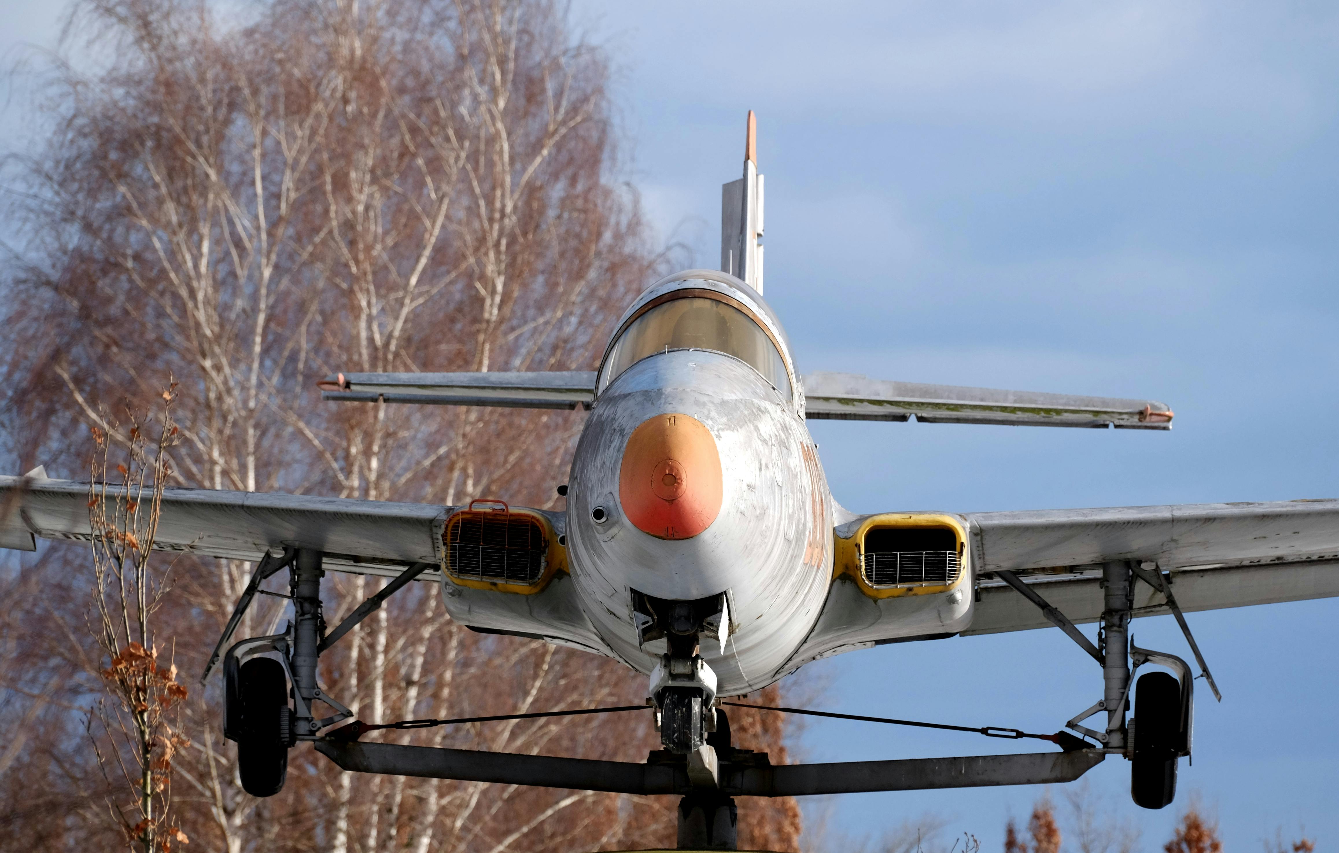 Trump hrozí nasadením agentov ICE na letiskách, ak sa neskončí shutdown DHS