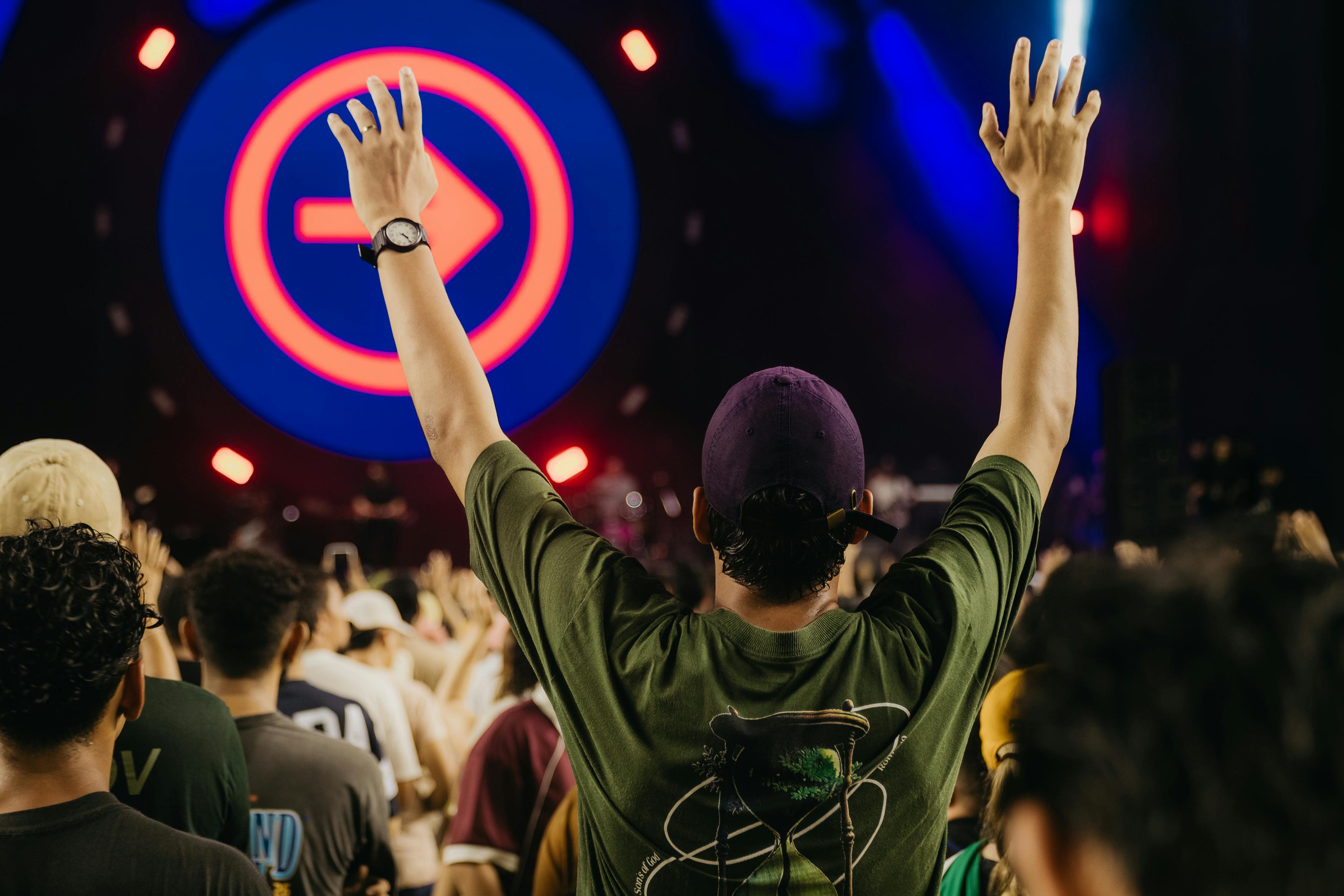 Lee Hamilton: Participating in civic life is our duty as citizens — Photo by Kawê  Rodrigues on Pexels
