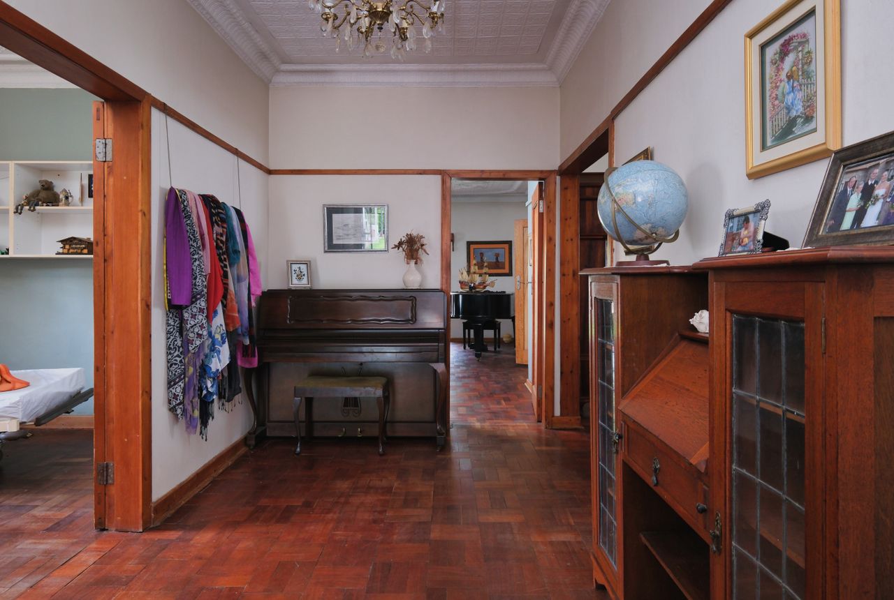 House removals Westminster — removals work in progress