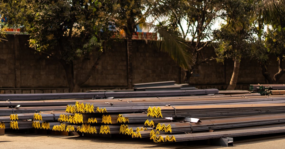 為什麼地緣政治讓鋼鐵價格飆漲?重建題材是否能持續引領市場?