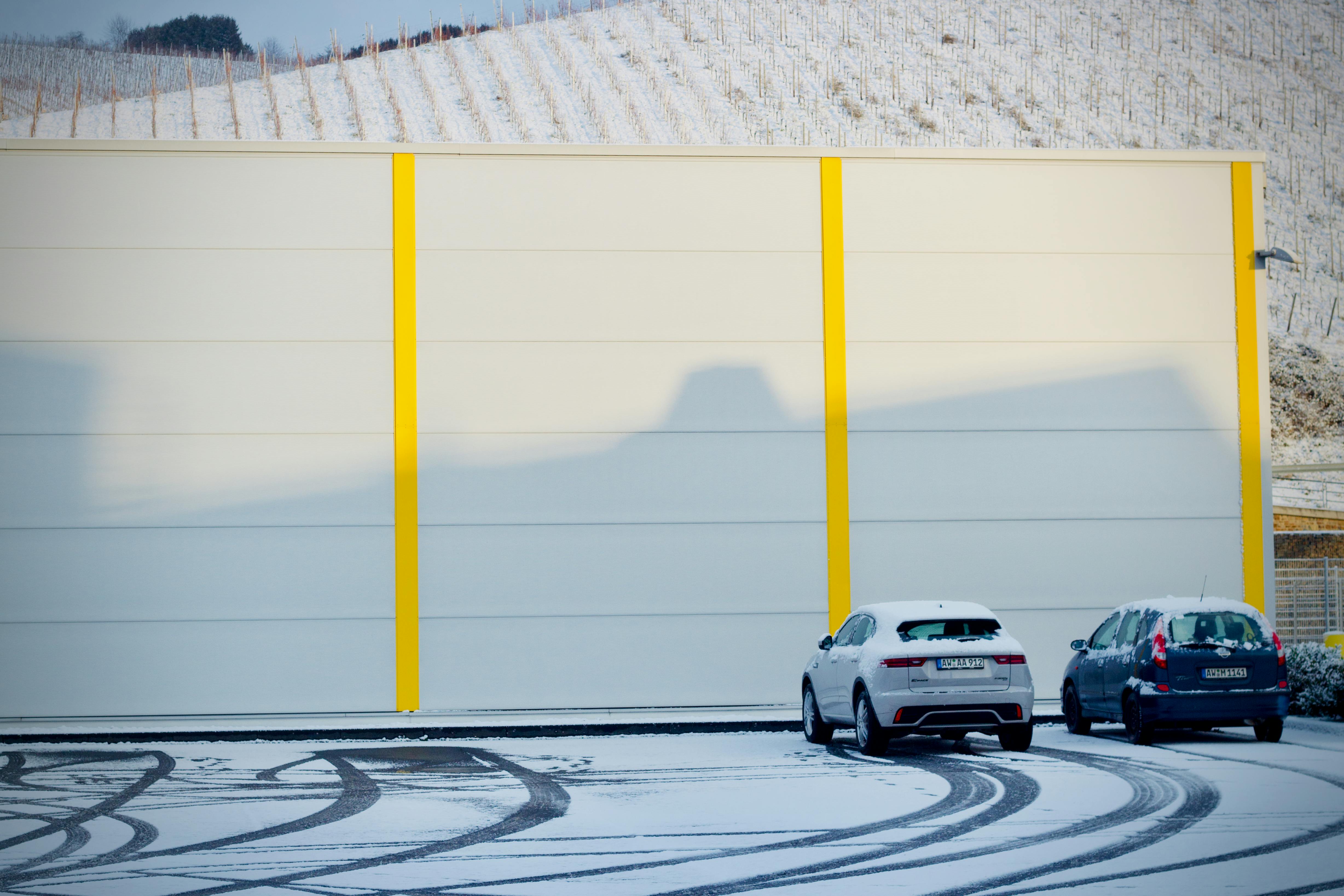What If All Cars Were Autonomous, Electric, and Free? — Photo by Peter Dyllong on Pexels