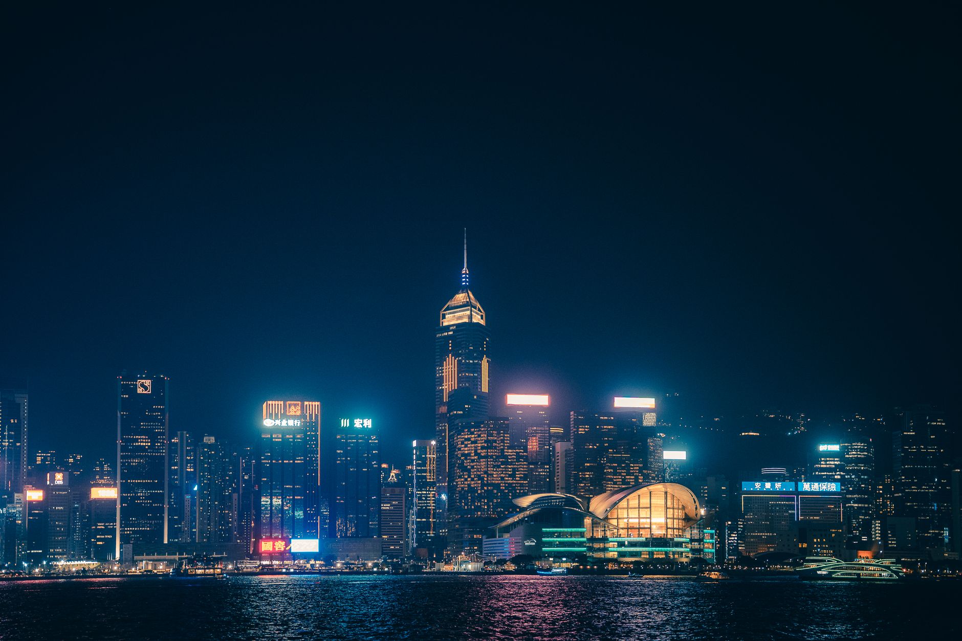 香港 AI IPO「殖民地」到底是什麼鬼?2026 投資機會、監管趨勢與風險拆解 香港 AI IPO「殖民地」到底是什麼鬼?2026 投資機會、監管趨勢與風險拆解