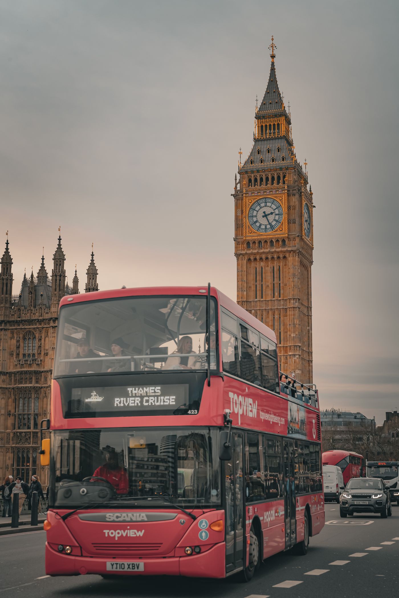 London sightseeing bus