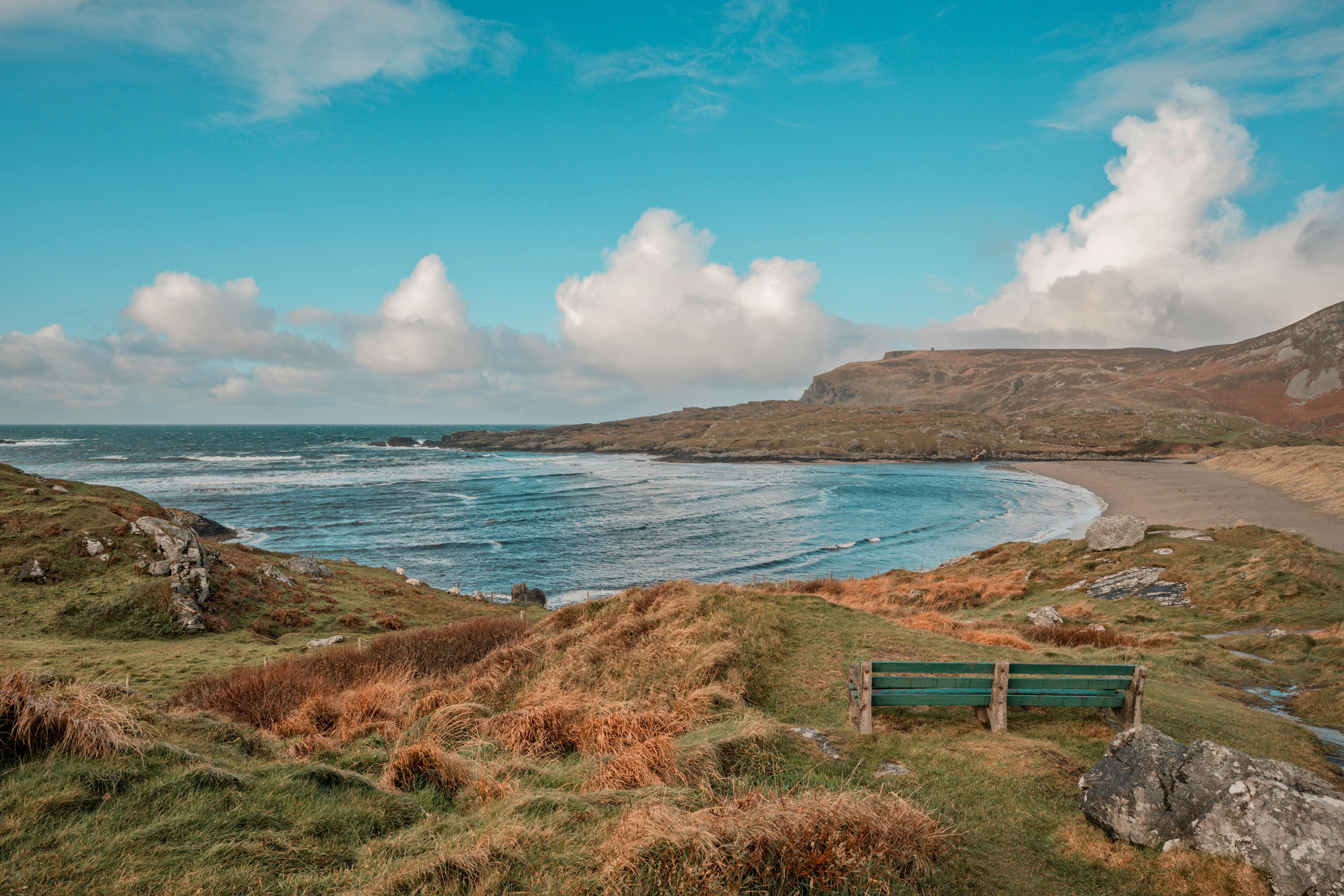 15 Irish travel experts to follow on Instagram for cheap flights, budget breaks and last-minute deals — Photo by Raul Ling on