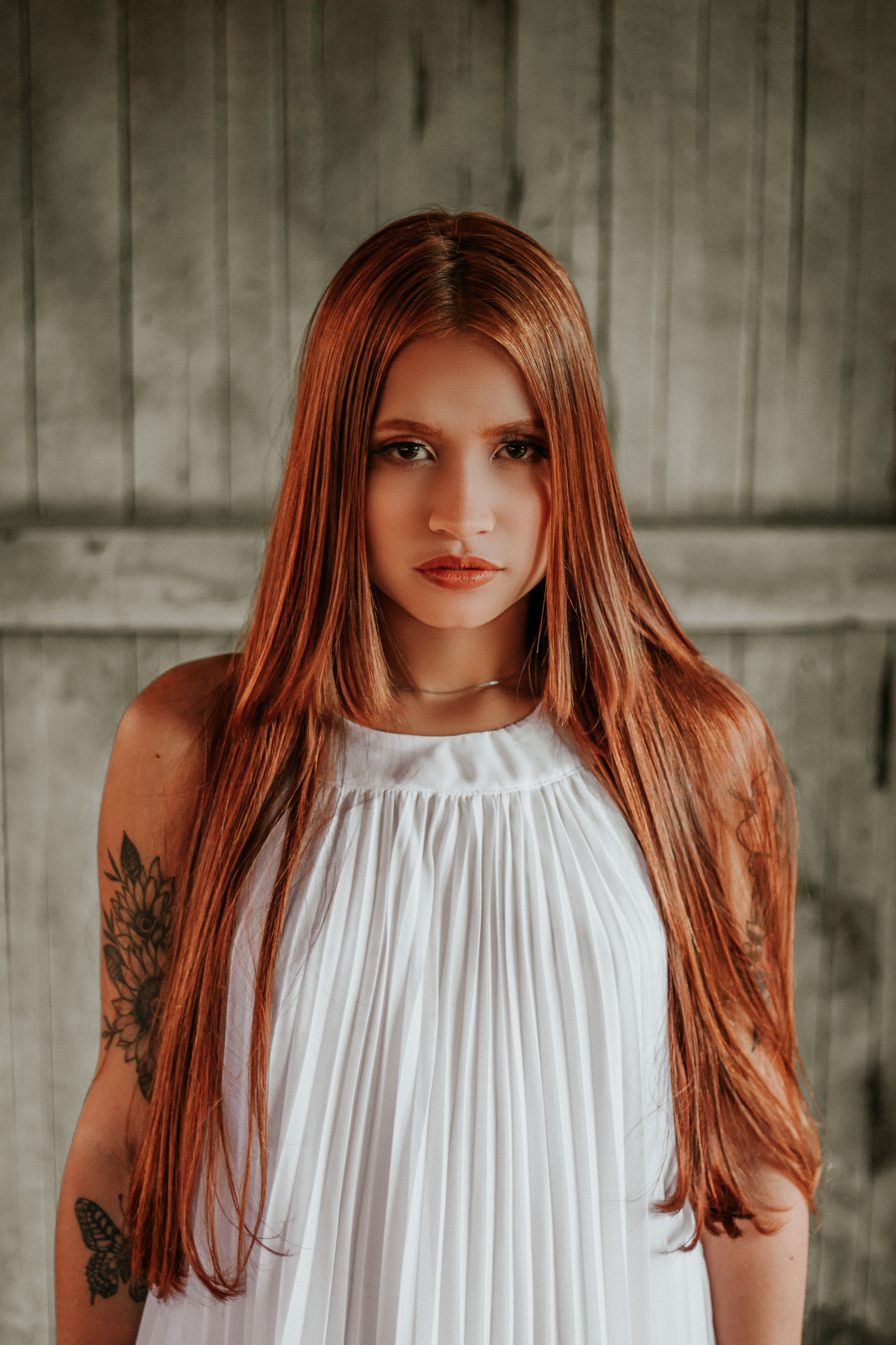 woman-in-white-dress-with-long-hair-free-stock-photo