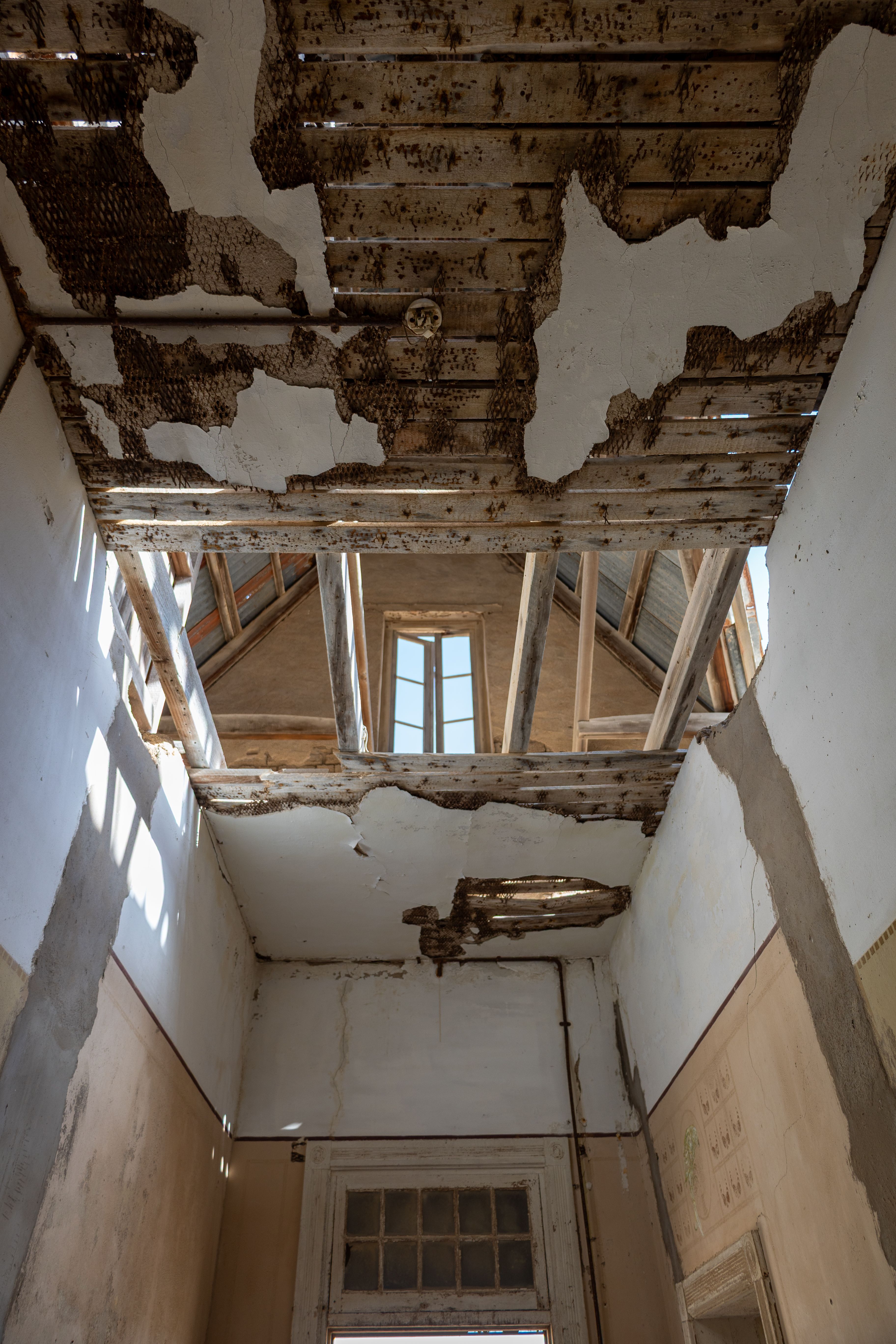 Decayed Interior of Abandoned Building in Namibia · Free Stock Photo