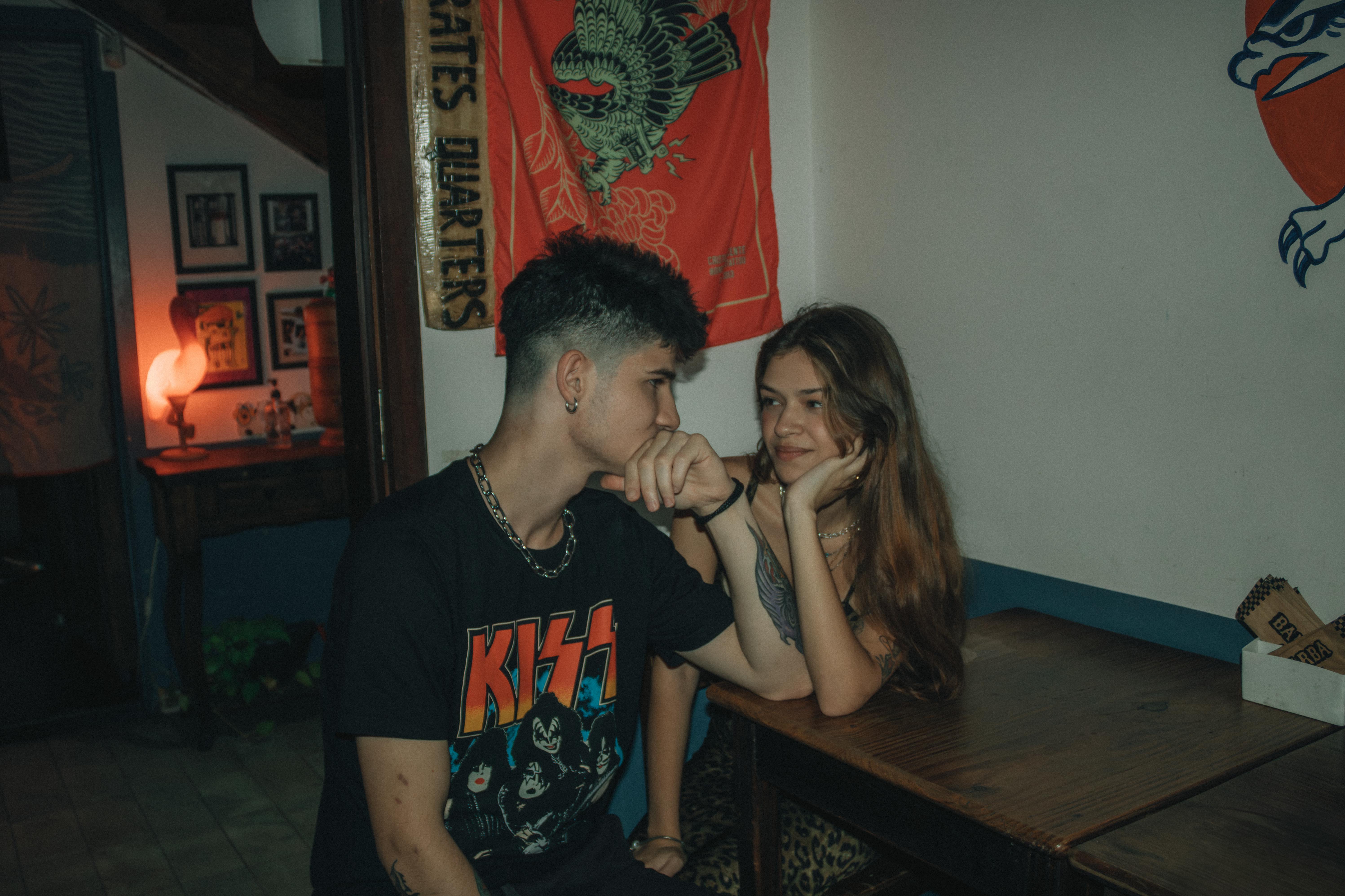 Безкоштовне стокове фото на тему «близький, браслет, випадкова взаємодія» стокове фото