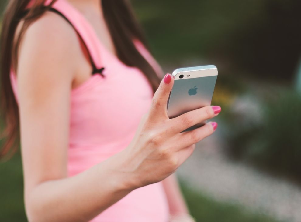 single parent dating online safely with children