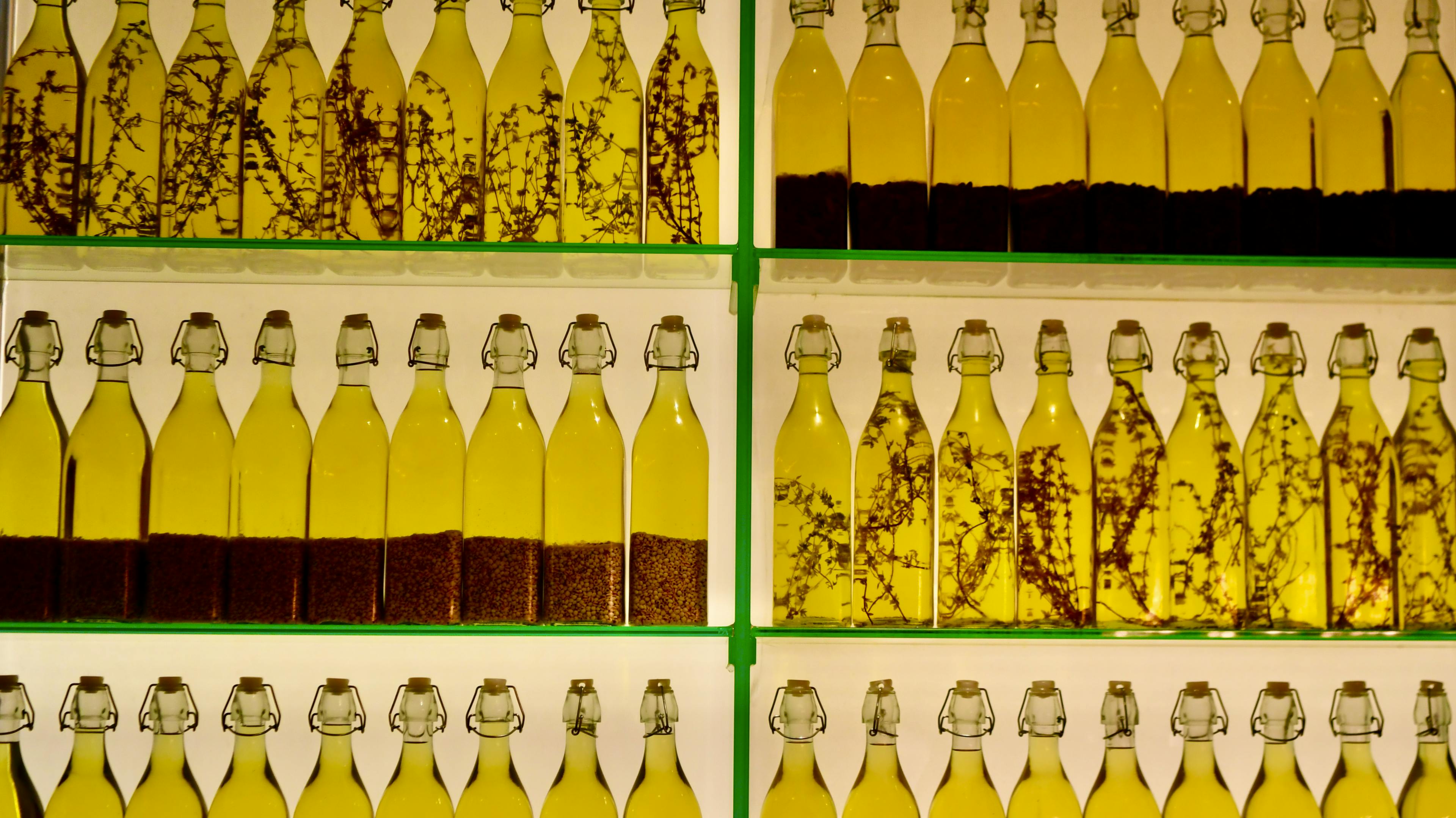 地緣政治風險驅動原油價格上漲，美股指數應聲下滑