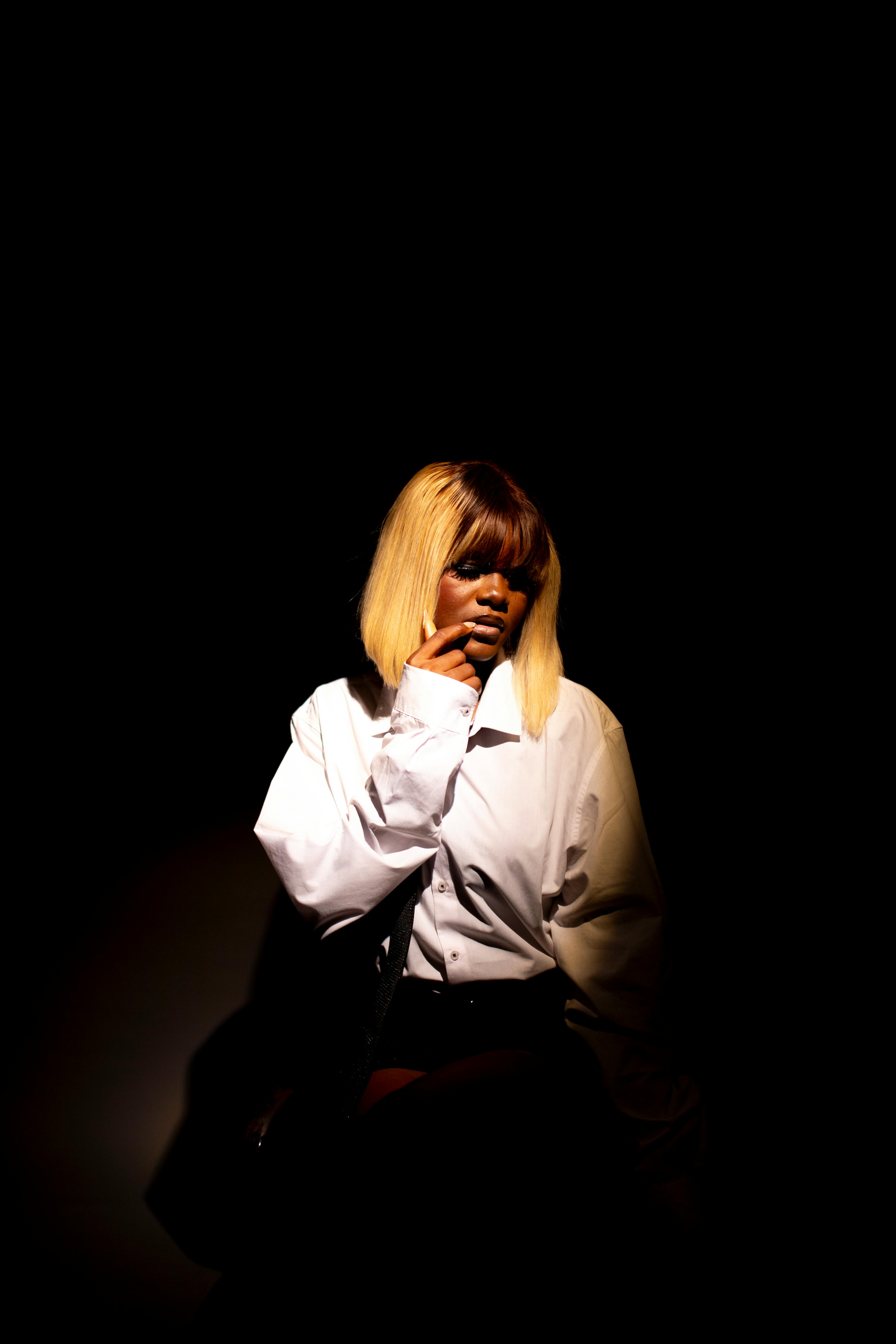 Δωρεάν στοκ φωτογραφιών με αντίθεση, άτομο, γυναίκα Φωτογραφία από στοκ φωτογραφιών