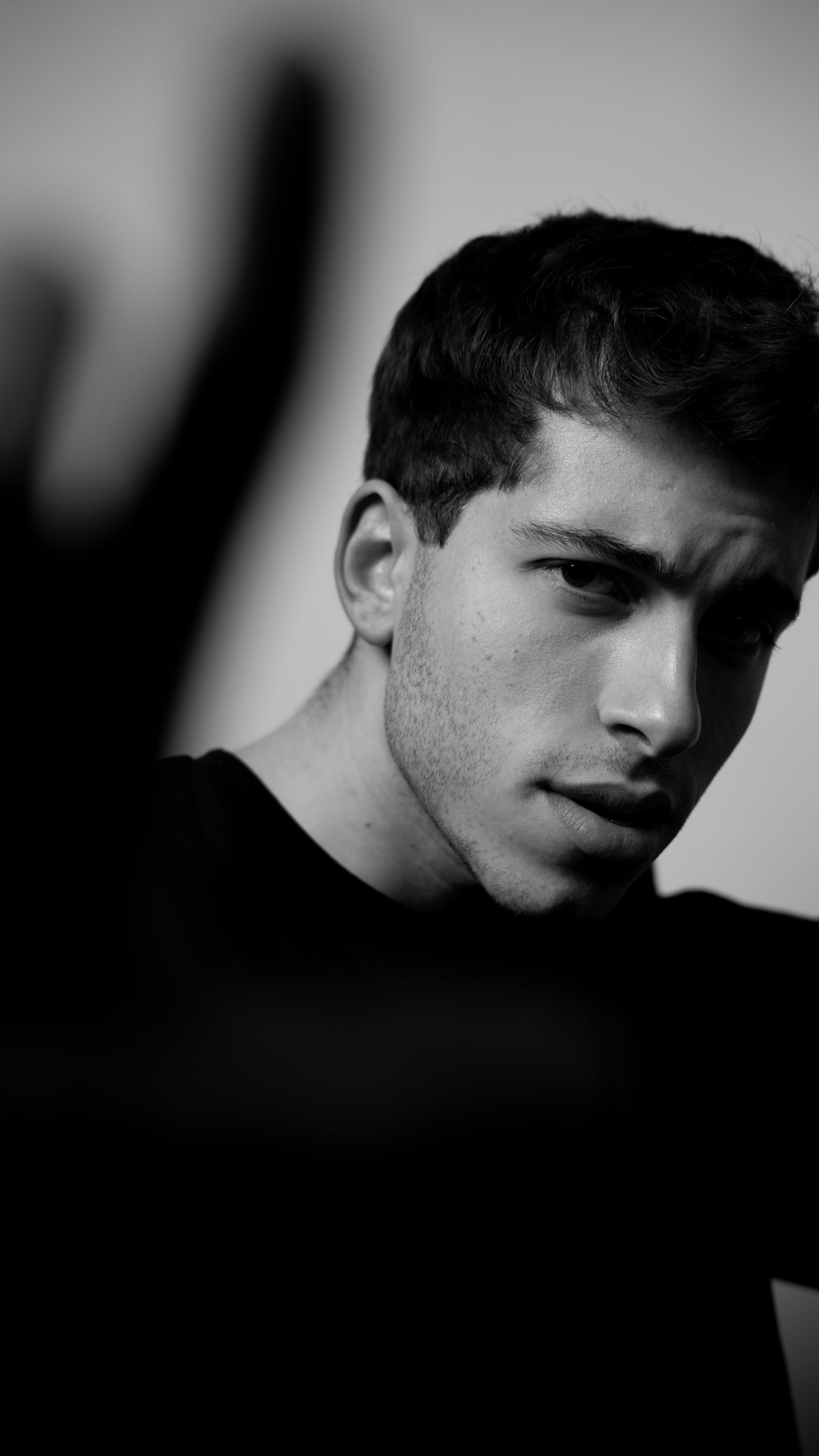 grátis Foto profissional grátis de 20s, 3x4, adulto jovem Foto profissional