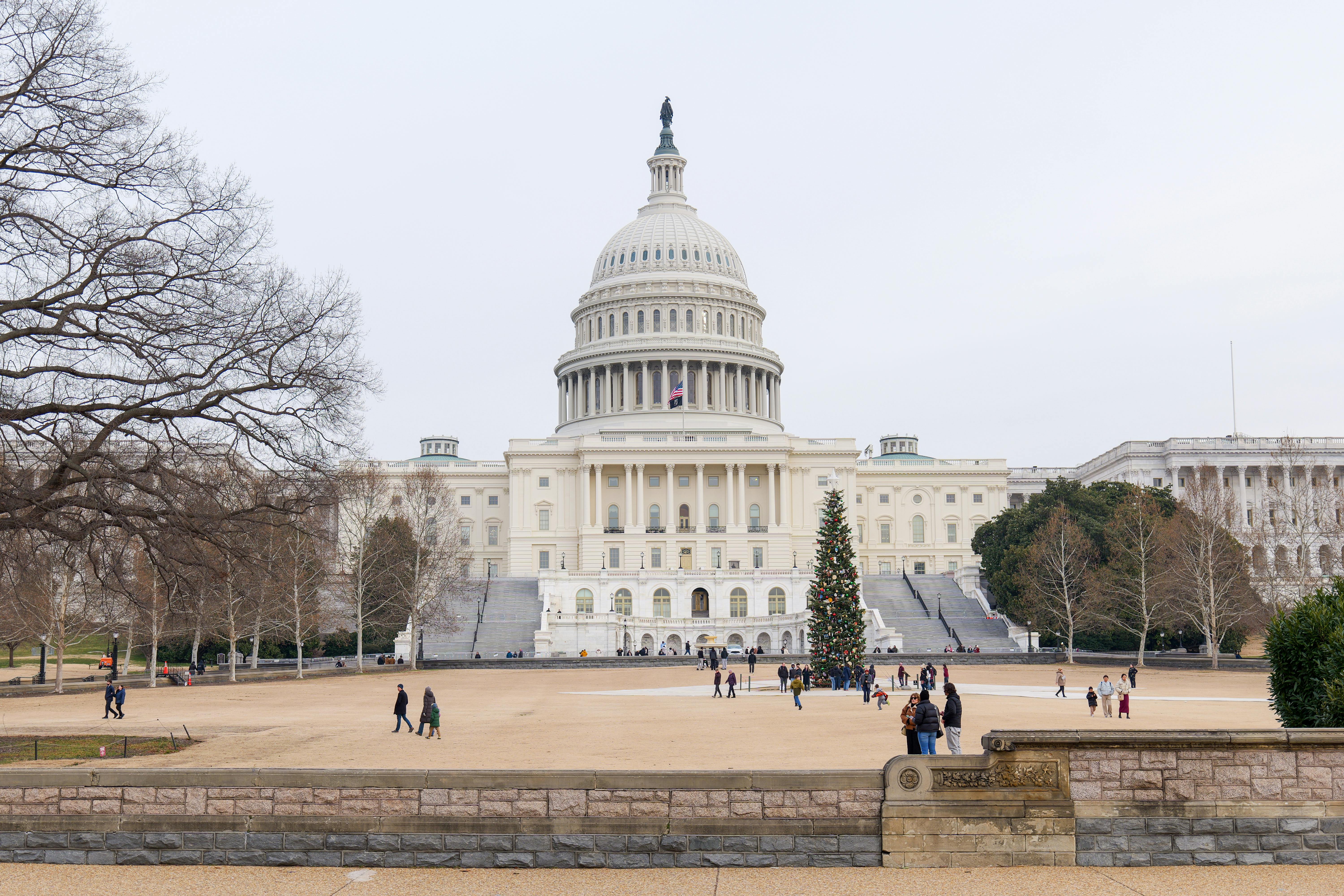 Mixed reactions trail reintroduction of Lagos monthly san...