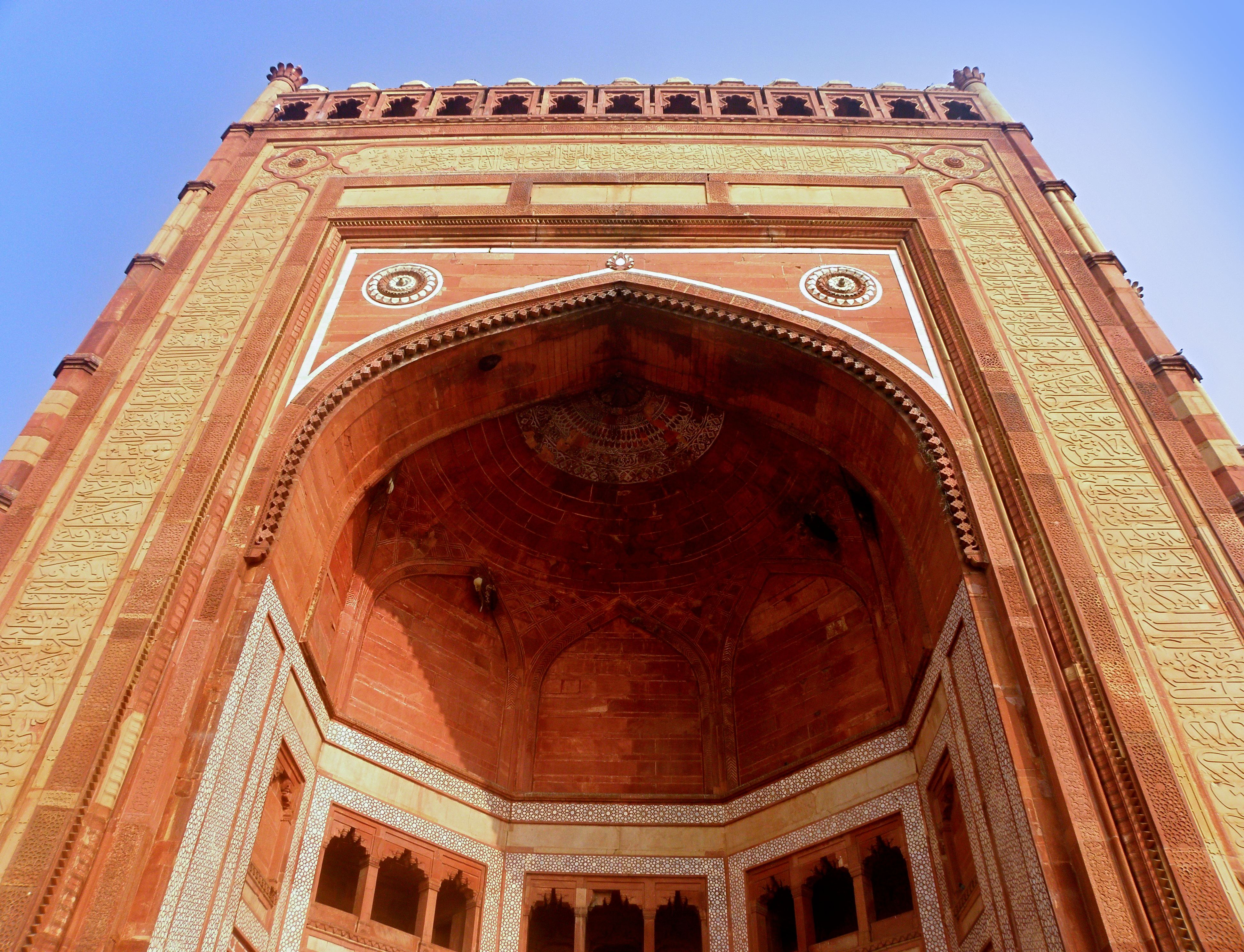 Fatehpur Sikri: Walking Akbar's Abandoned Dream Capital