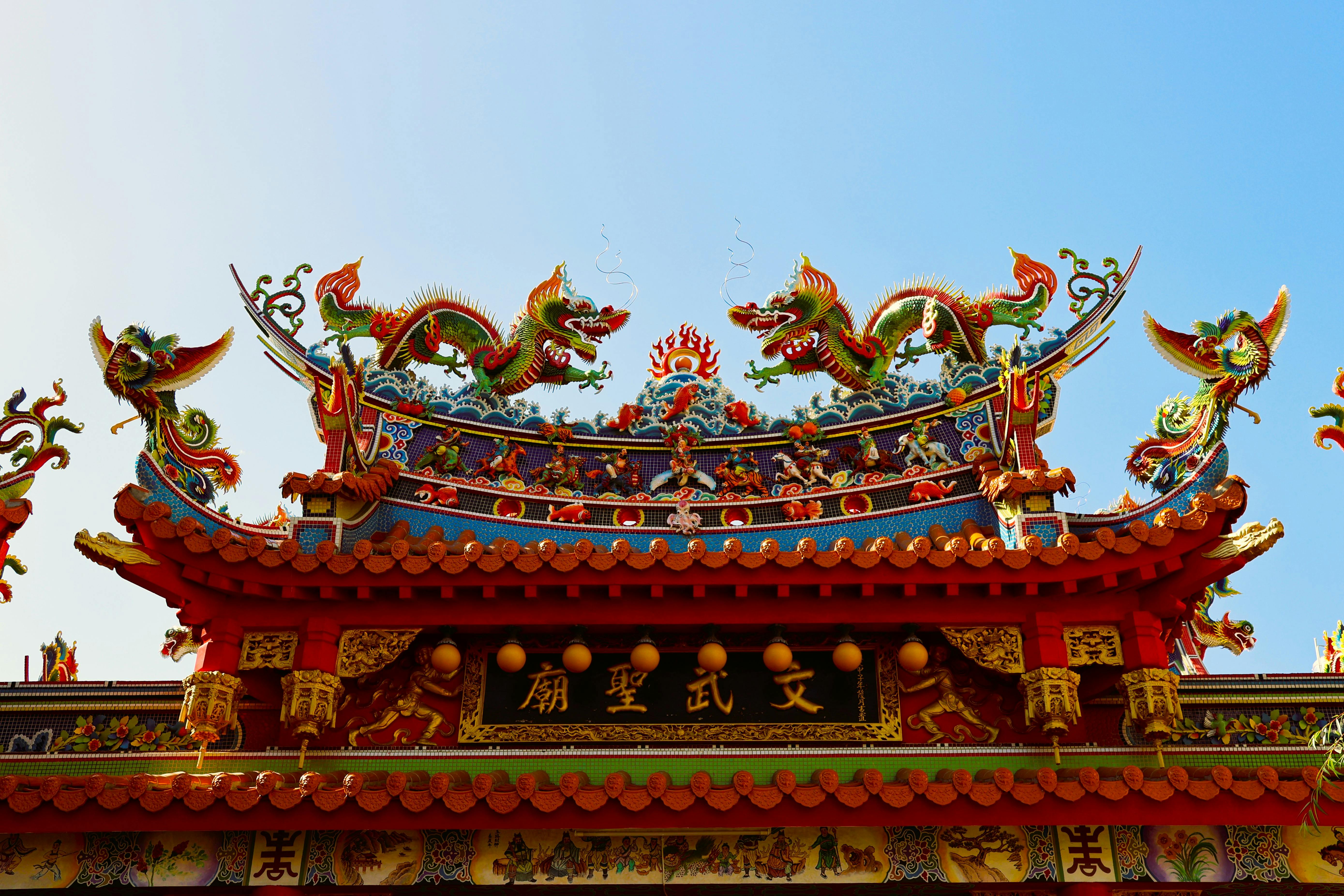 賴清德初一參拜龍山寺 呼籲朝野速通過國防與總預算