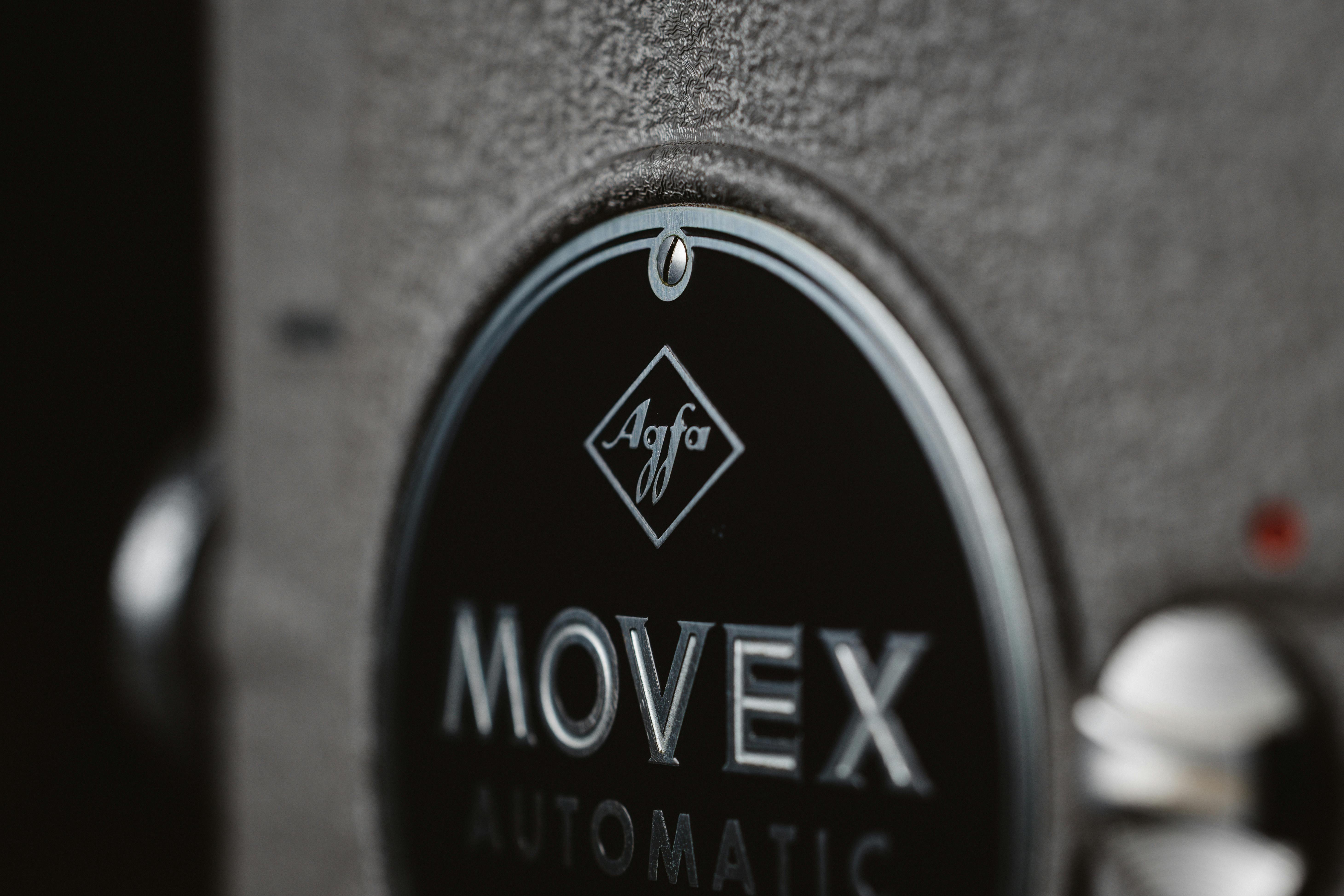 gratis Gedetailleerde weergave van de Agfa Movex-camera, die het vintage ontwerp en vakmanschap laat zien. Stockfoto