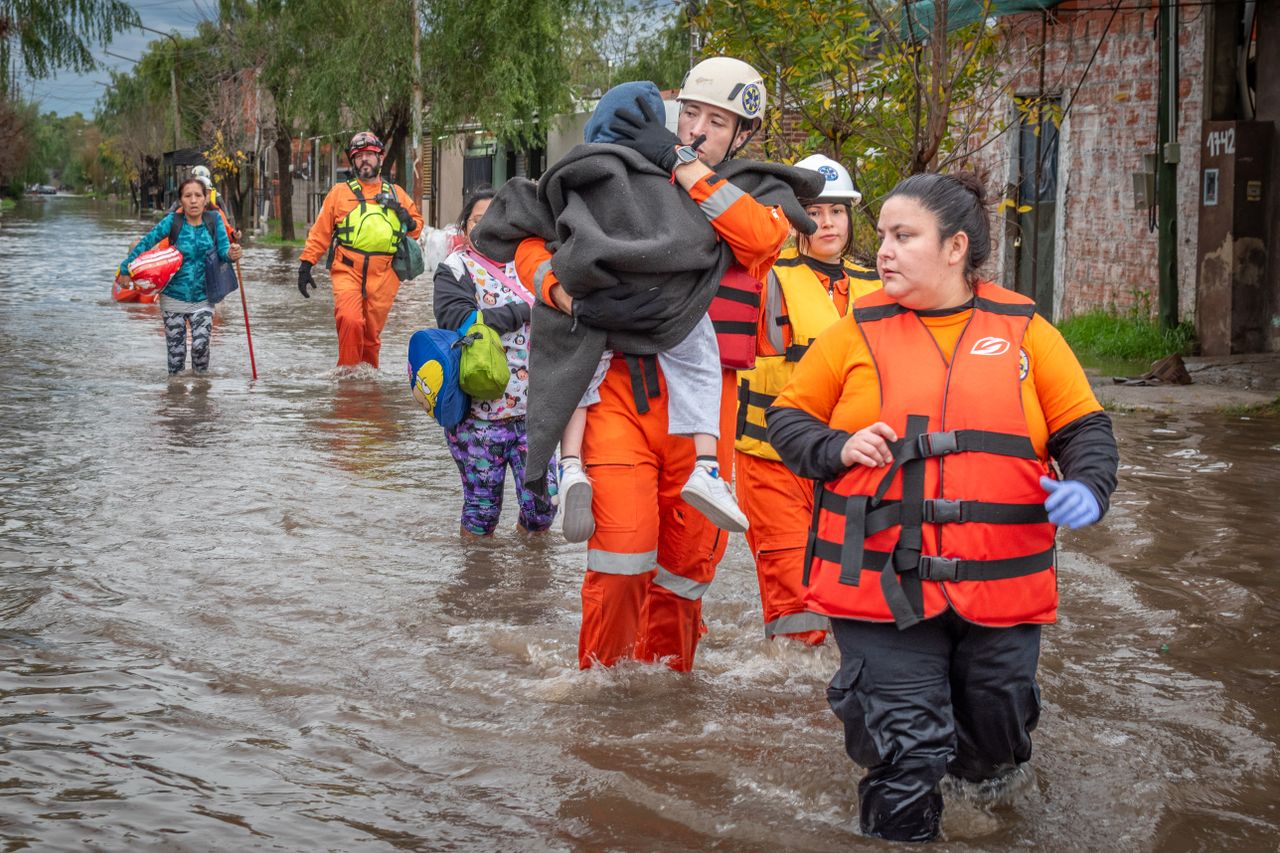 Flash Floods Strike Nepal-Tibet Border, Hundreds Reported Missing