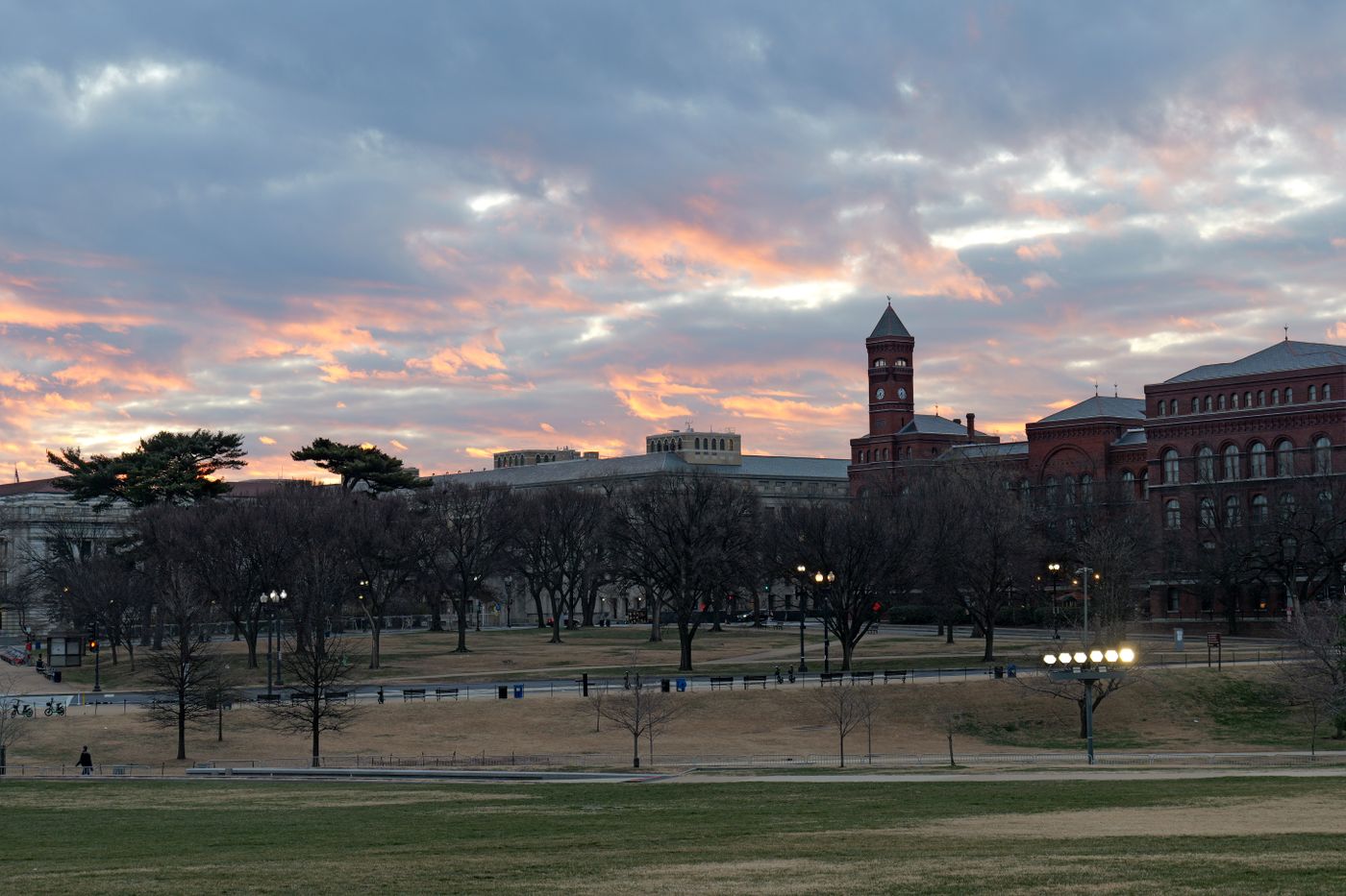 Washington DC skyline and historic buildings at sunrise