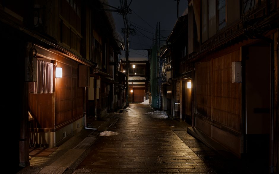 深夜に一人で読むと眠れなくなる都市伝説、結局どれが一番ヤバいんだっけ?