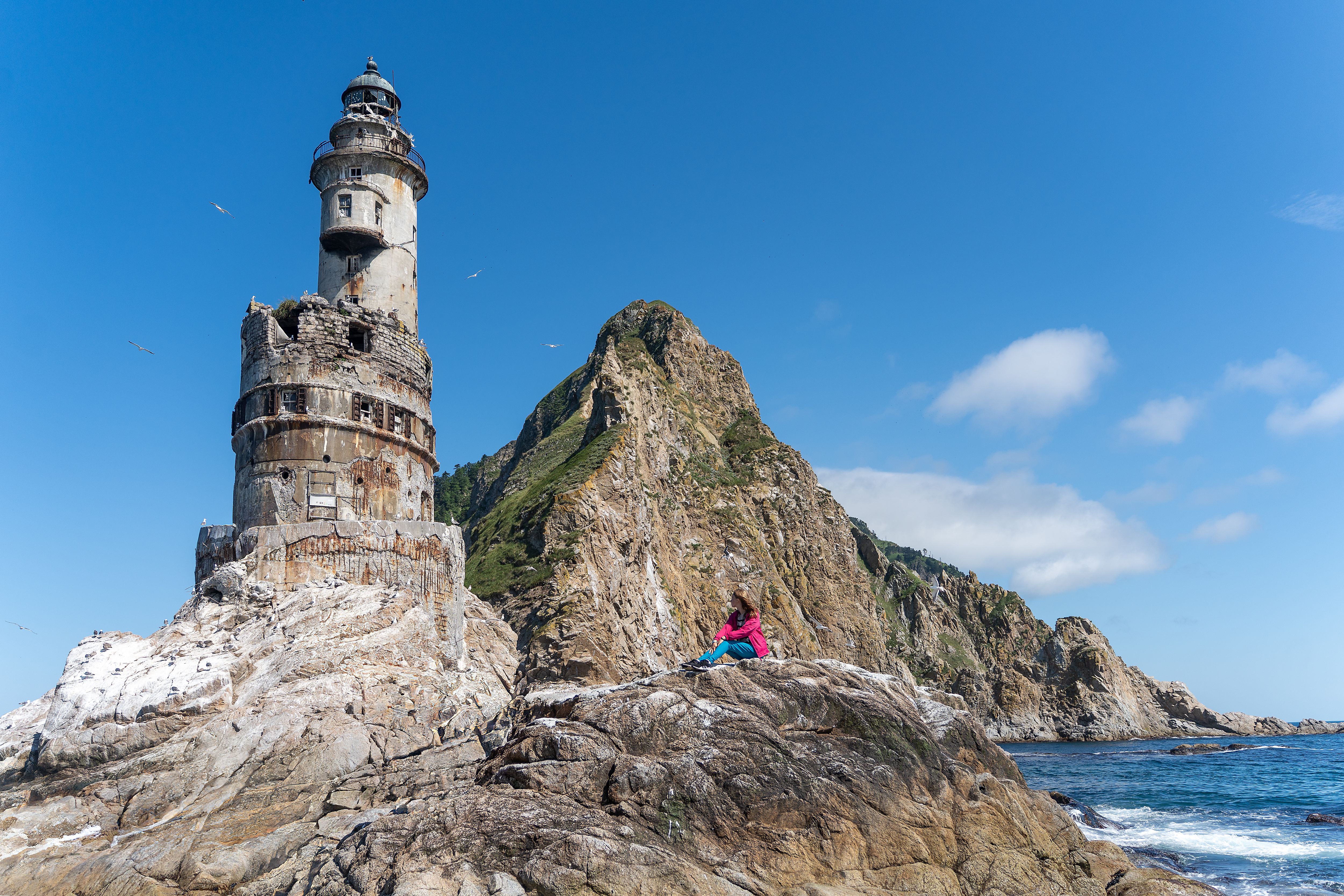 The Lighthouse: a Collective Supporting the Creator Economy — Photo by Mike M on Pexels
