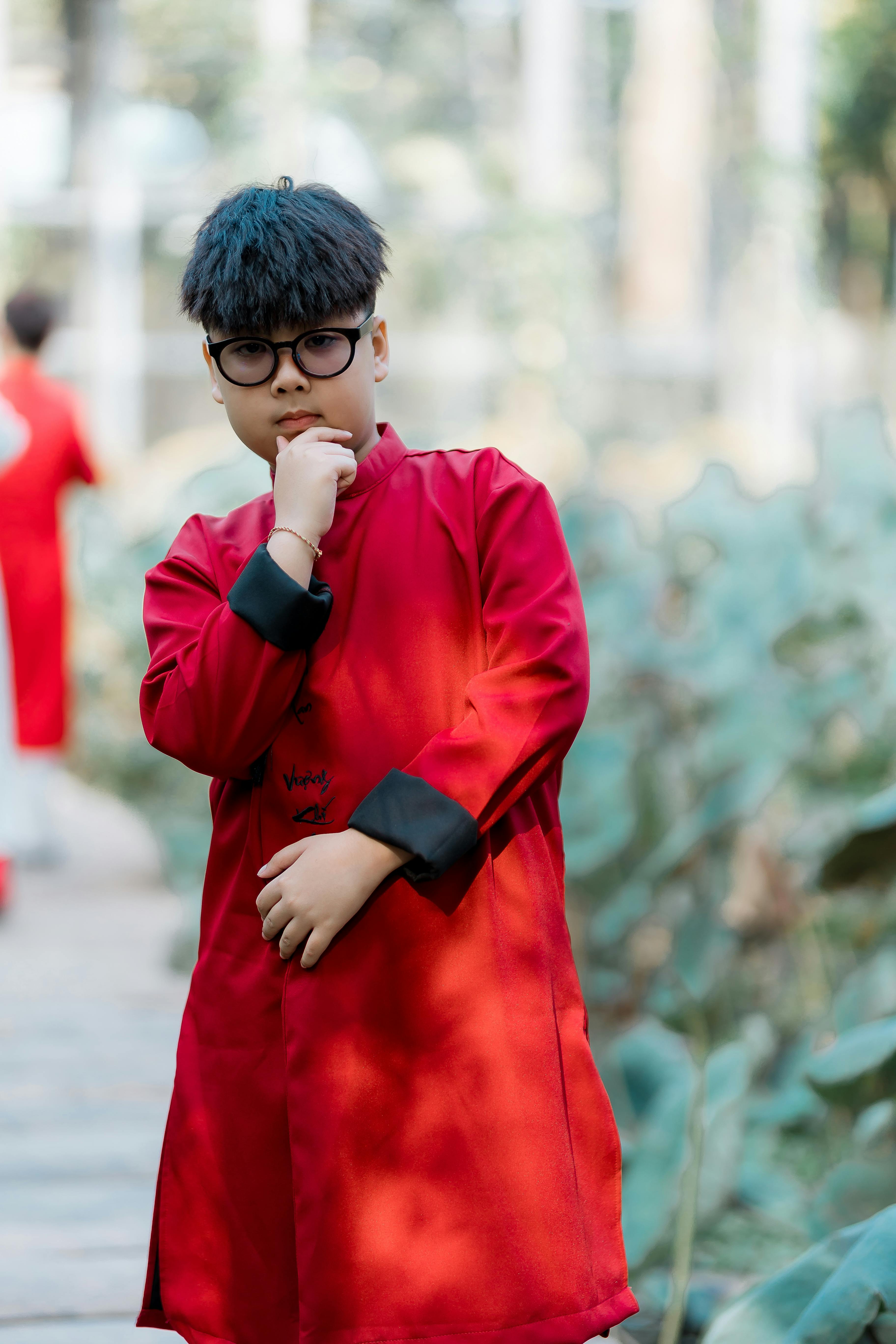 Zadarmo Fotobanka s bezplatnými fotkami na tému ázijský, červená, červený outfit Fotka z fotobanky