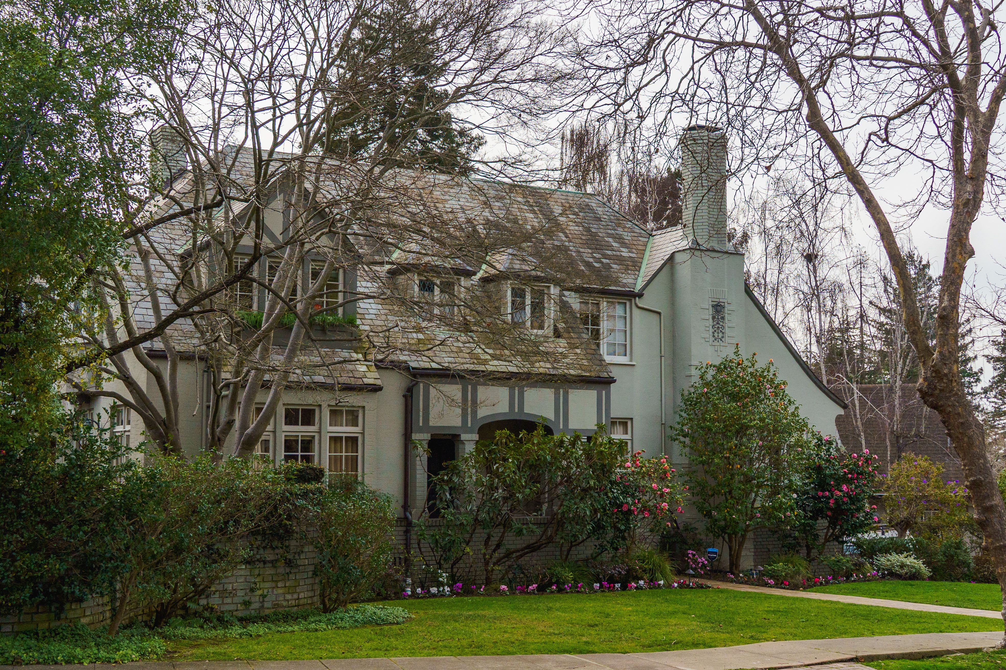 Inside Voysey House – the archival home of Sanderson Design Group — Photo by Robert So on Pexels