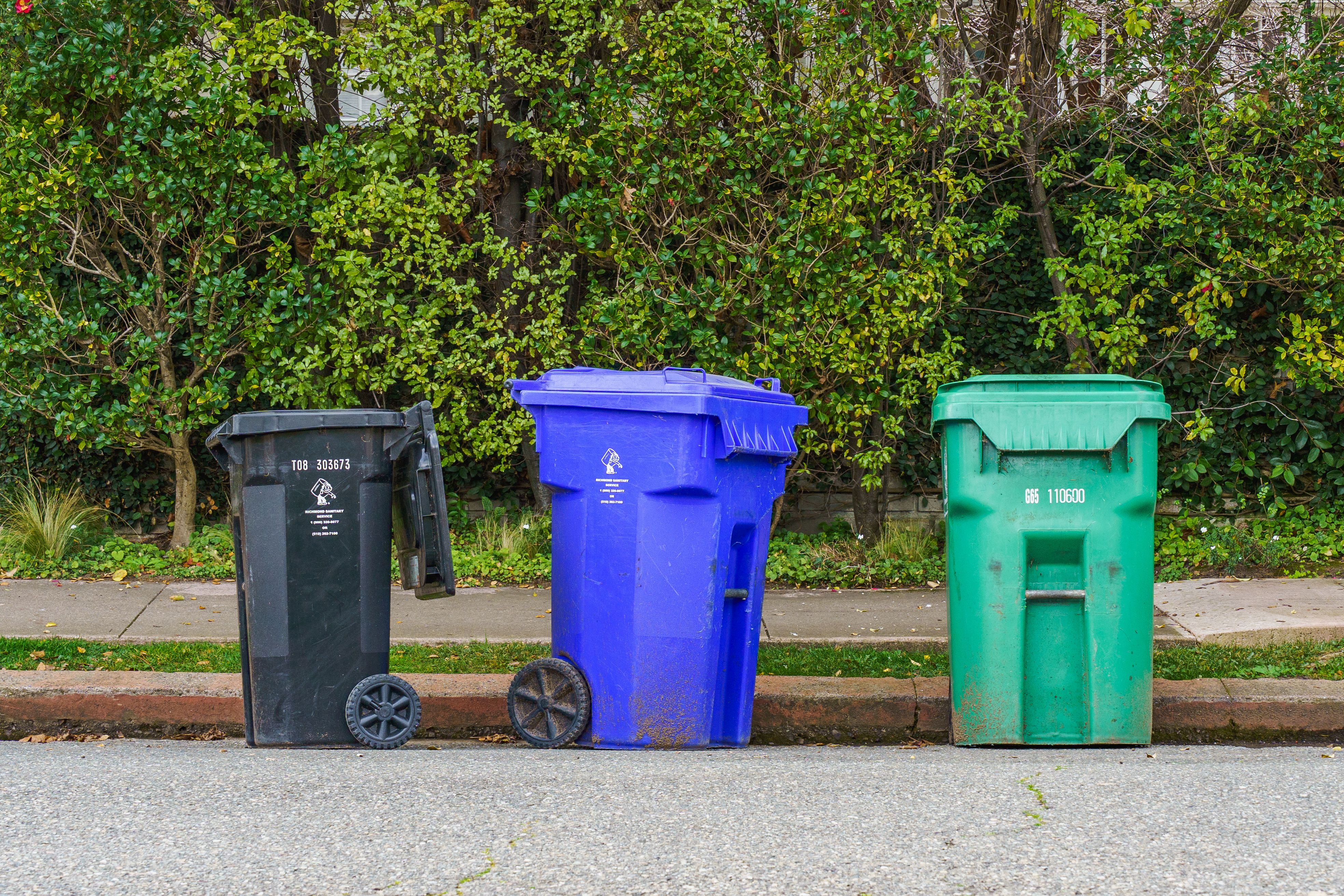 free-photo-of-colorful-recycling-bins-lined-up-on-street.jpeg?auto=compress\u0026cs=tinysrgb\u0026w=1600