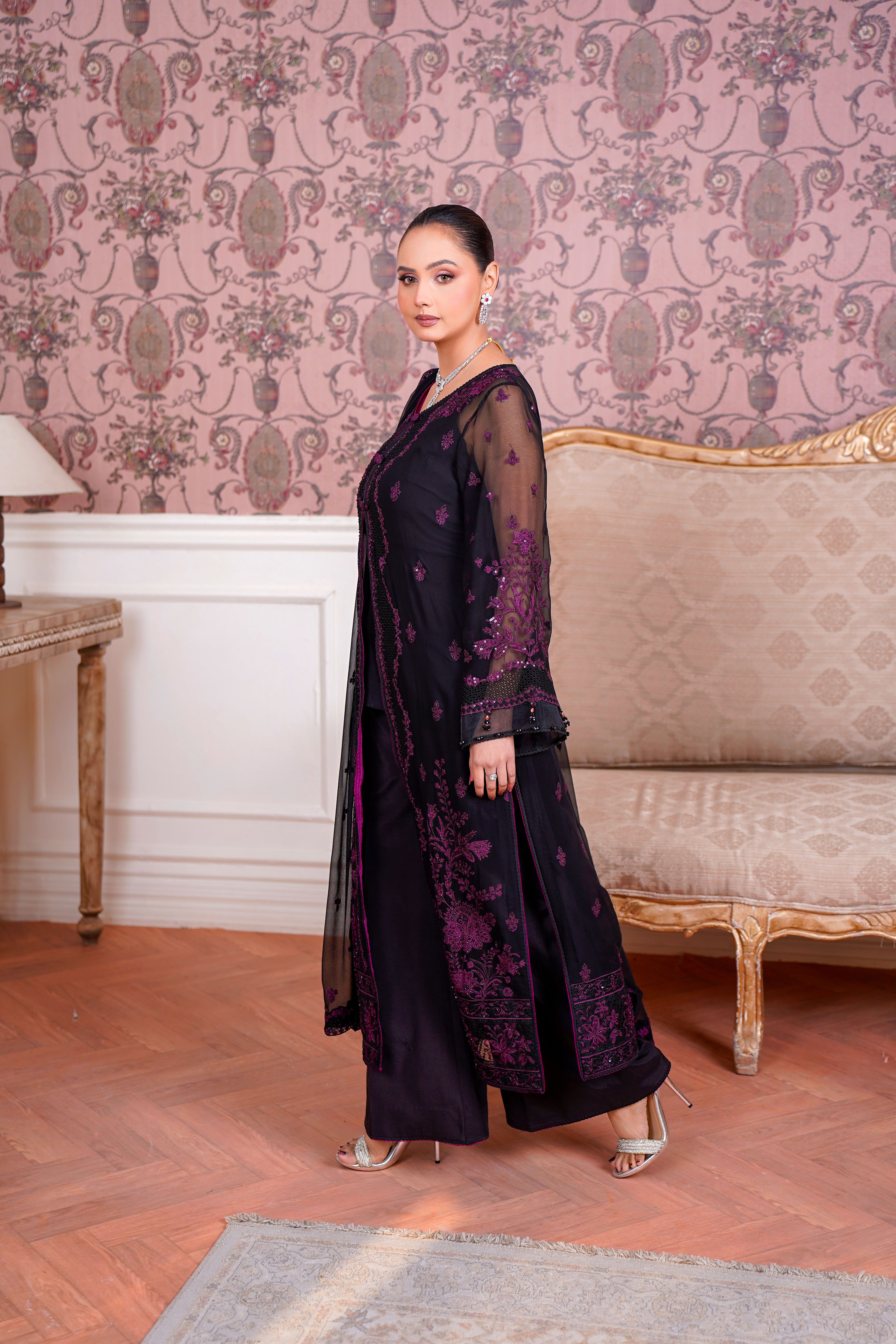 Stylish Eastern Dress Elegant Shoot