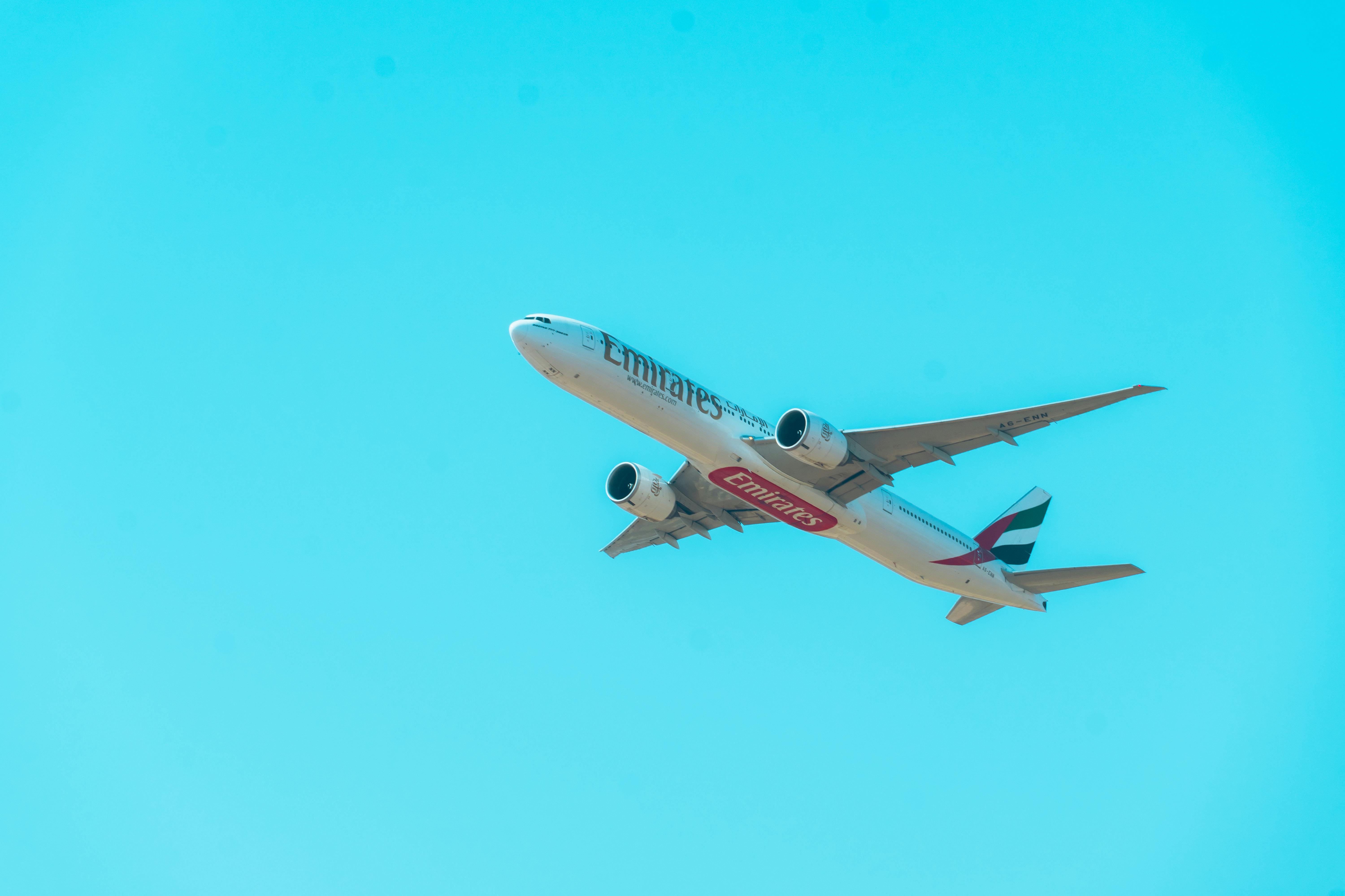 United Airlines, flight attendants reach labor deal for first raises since pandemic