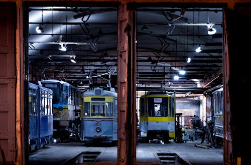 Безкоштовне стокове фото на тему «Громадський транспорт, двигун, Залізничний вокзал» стокове фото