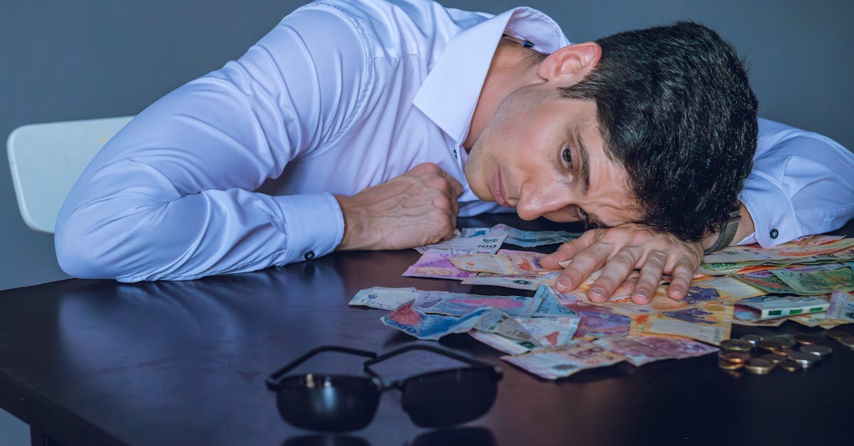 財經:阿里巴巴上季盈利大跌67%,表面繁榮背後卻隱藏危機!